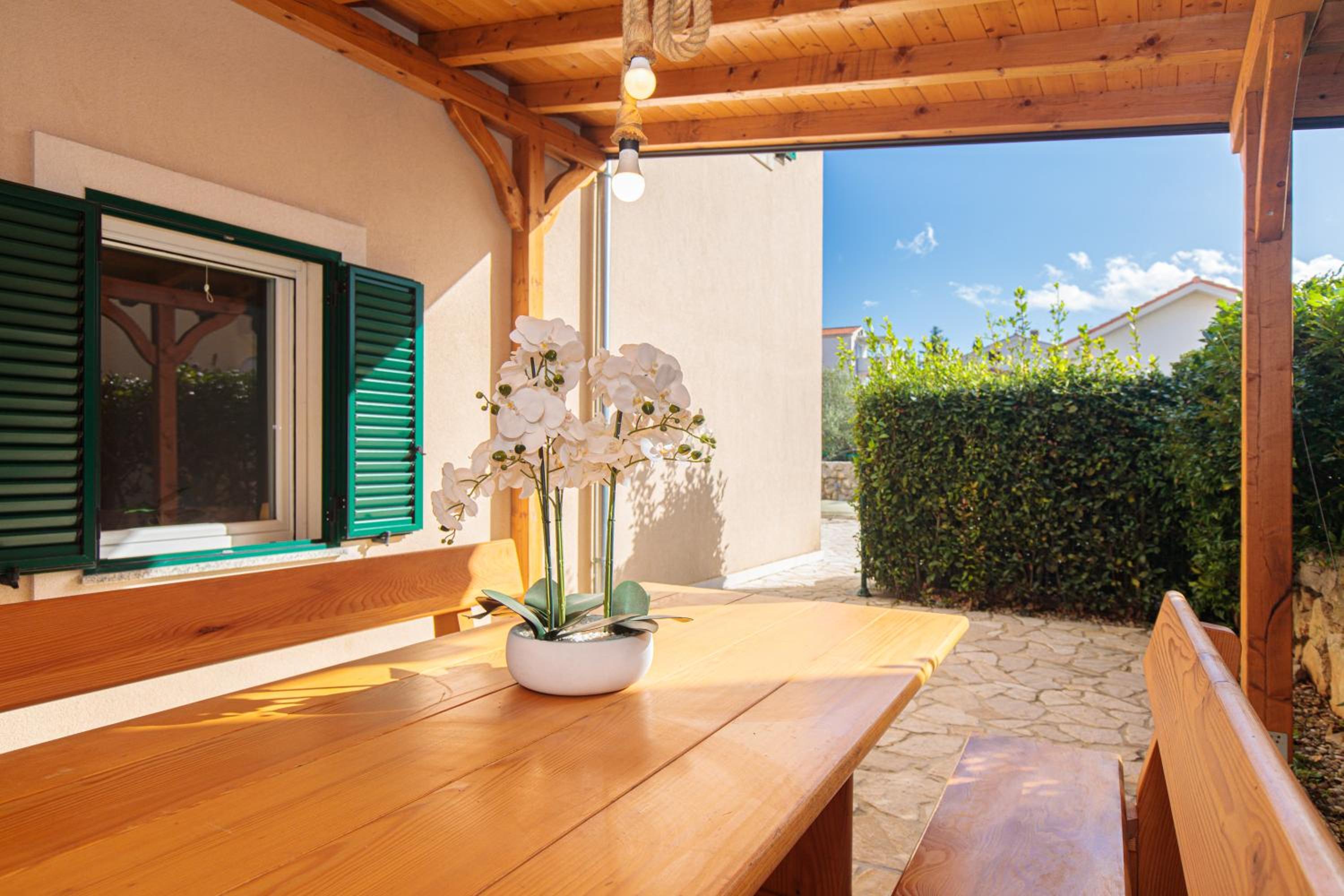 Apartments TM with pool