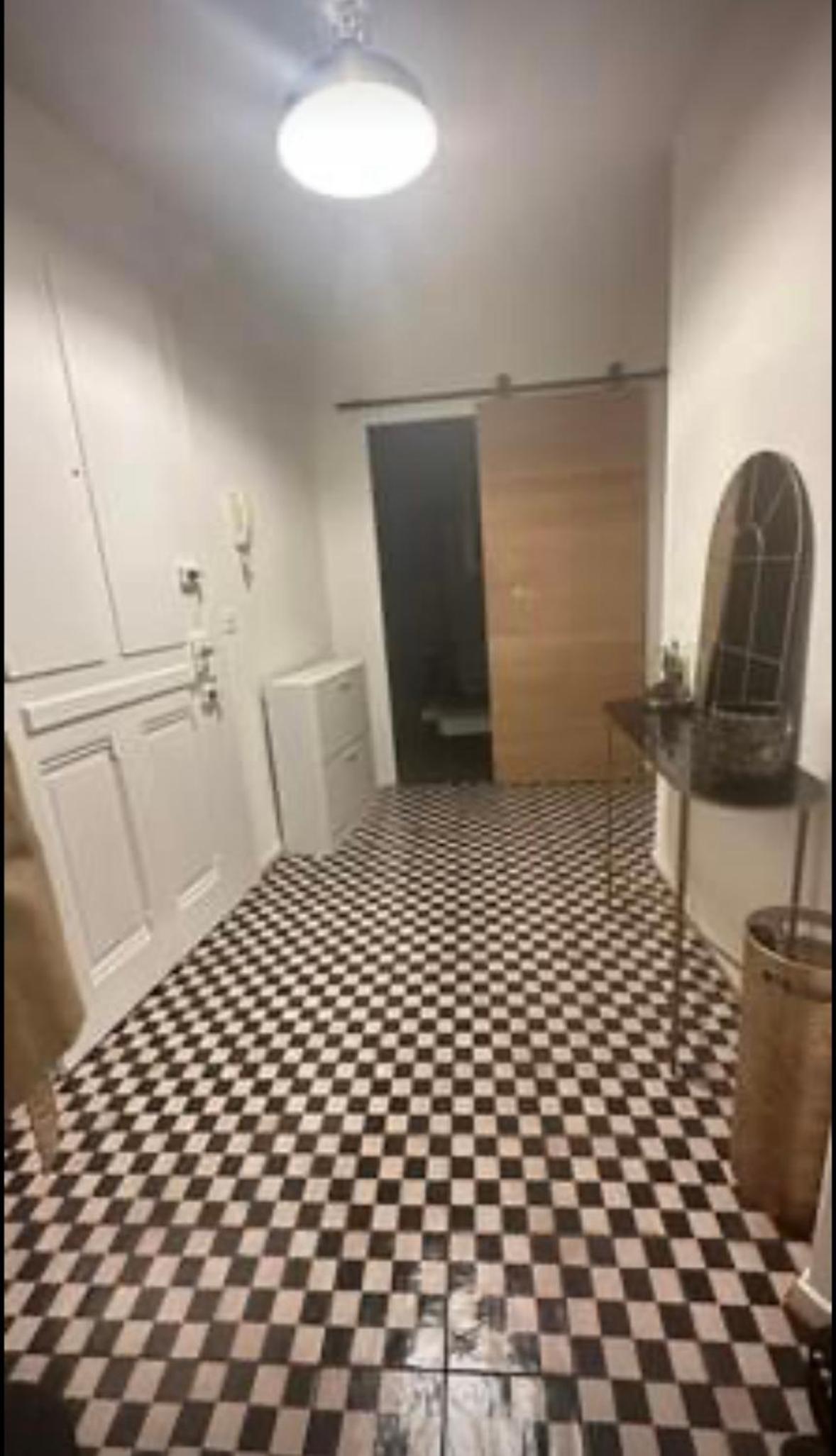 Appartement haussmanien rénové proche centre Lausanne
