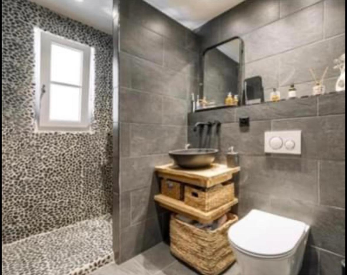 Appartement haussmanien rénové proche centre Lausanne
