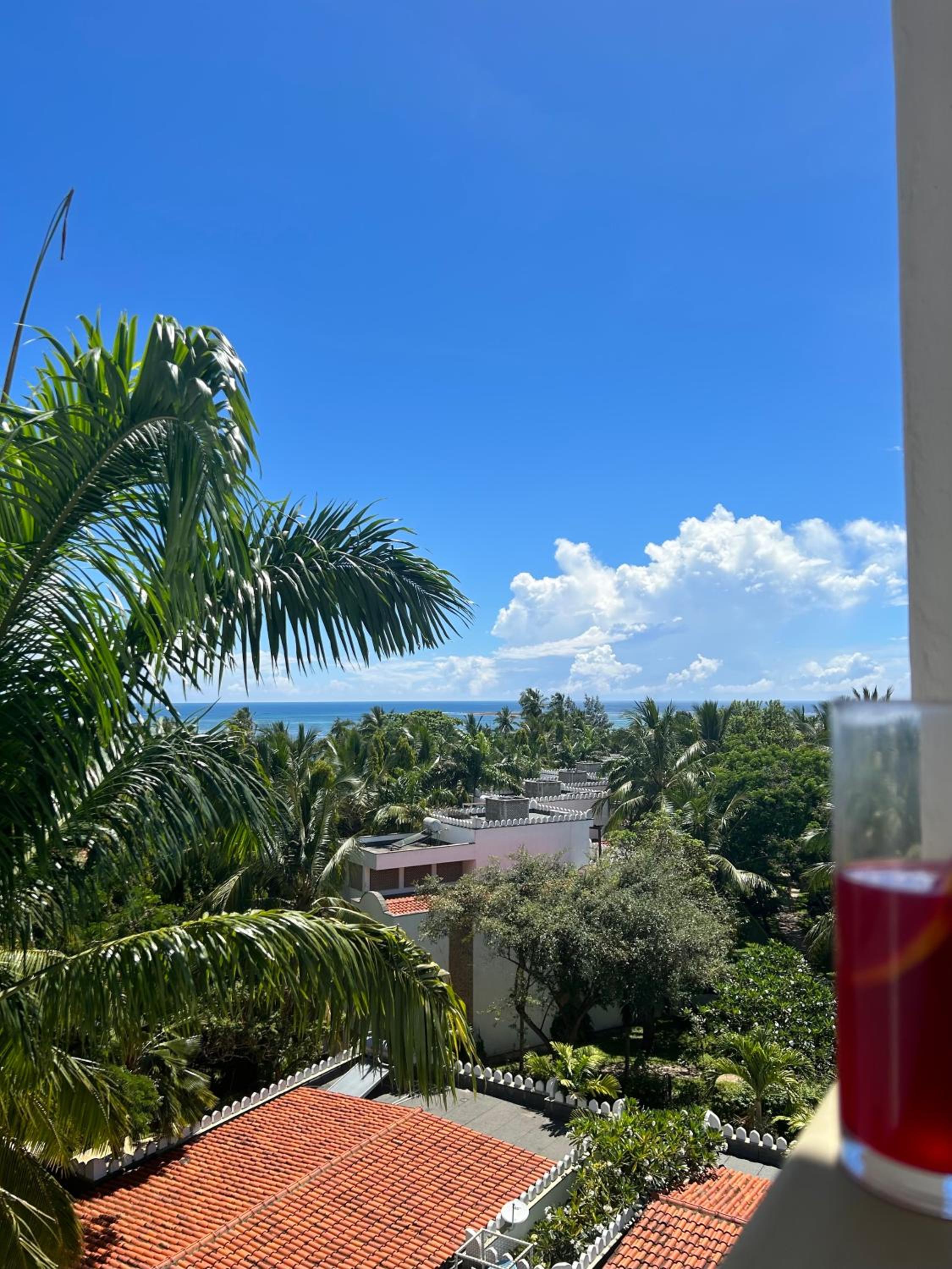 Beach Front Spacious Apartment with Oceanview -- Lantana Galu Beach Apartment