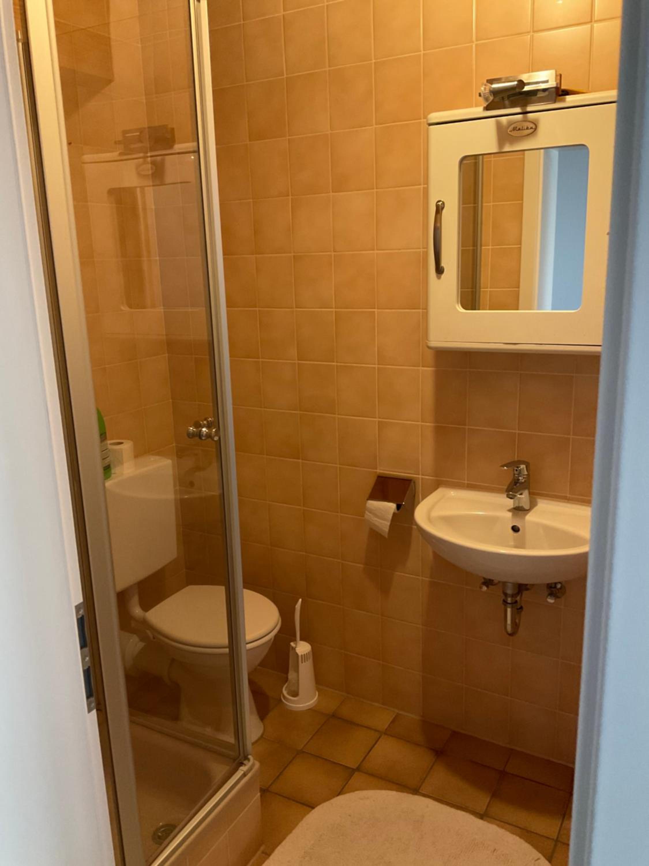 2 Zimmer Apartment 45 qm, möbliert