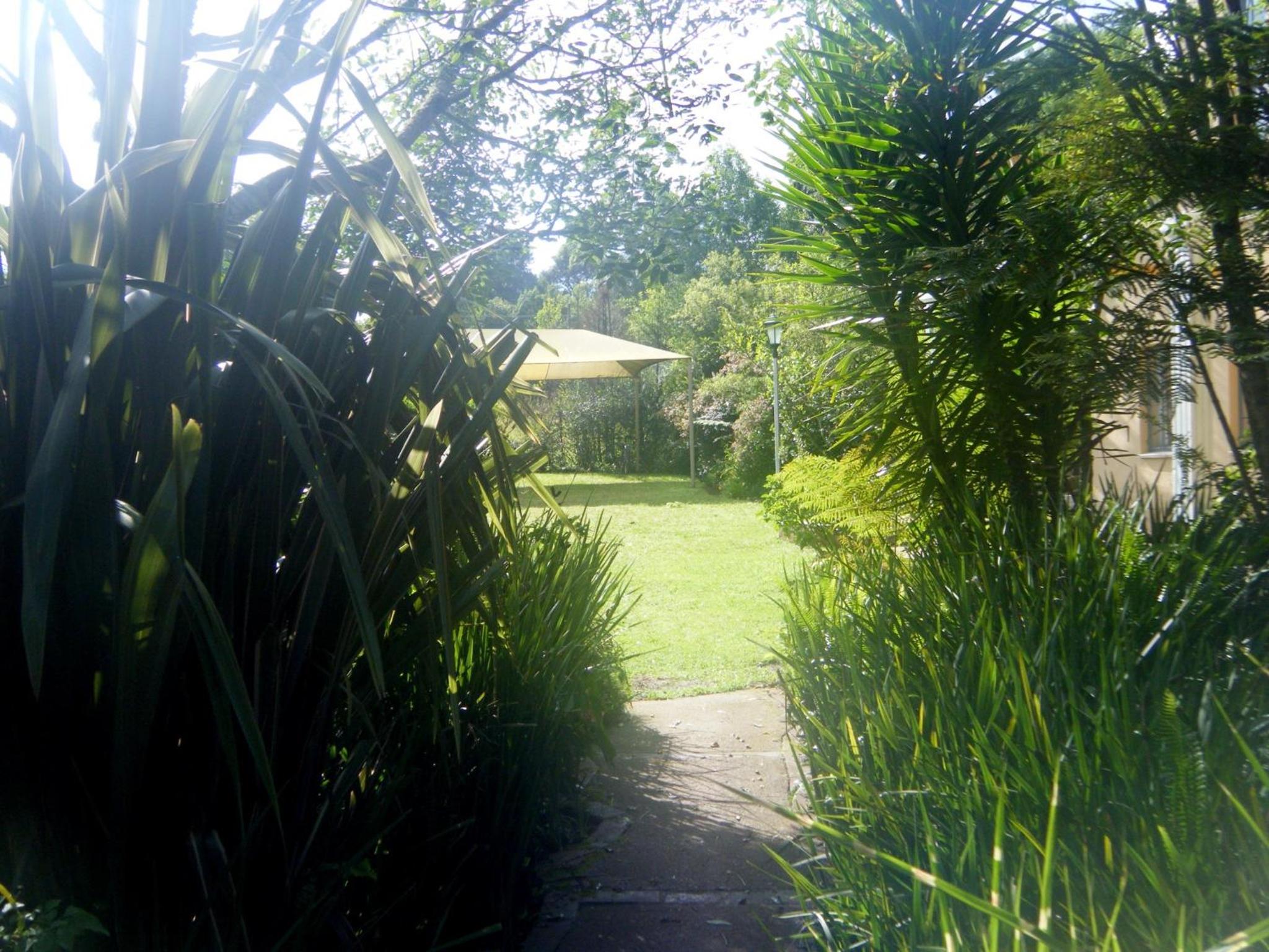 Autumn Breeze Manor Guest House