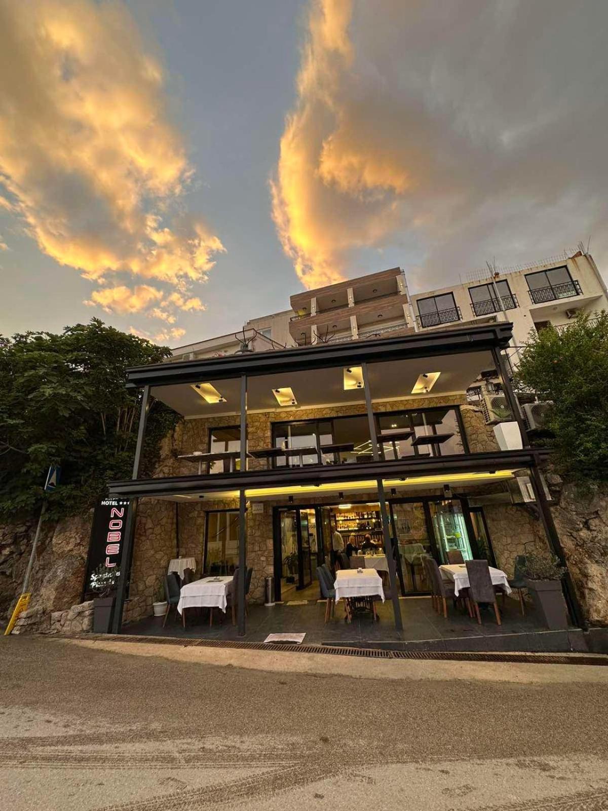 Hotel NOBEL Ulcinj - Image 1