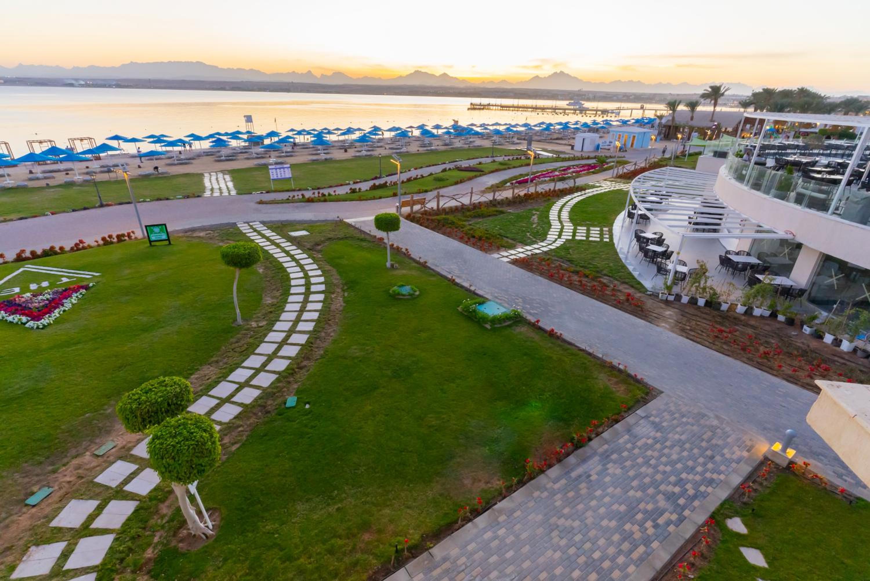 THE V Luxury Resort Sahl Hasheesh