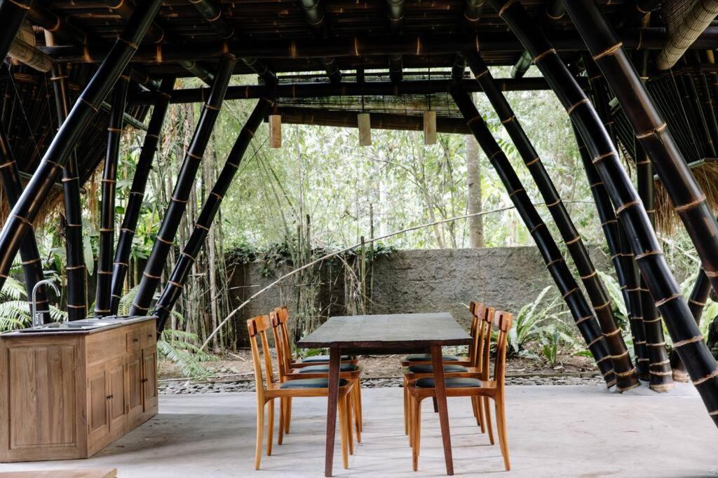 Jungle House Estate