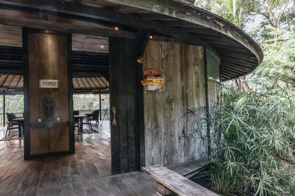 Jungle House Estate