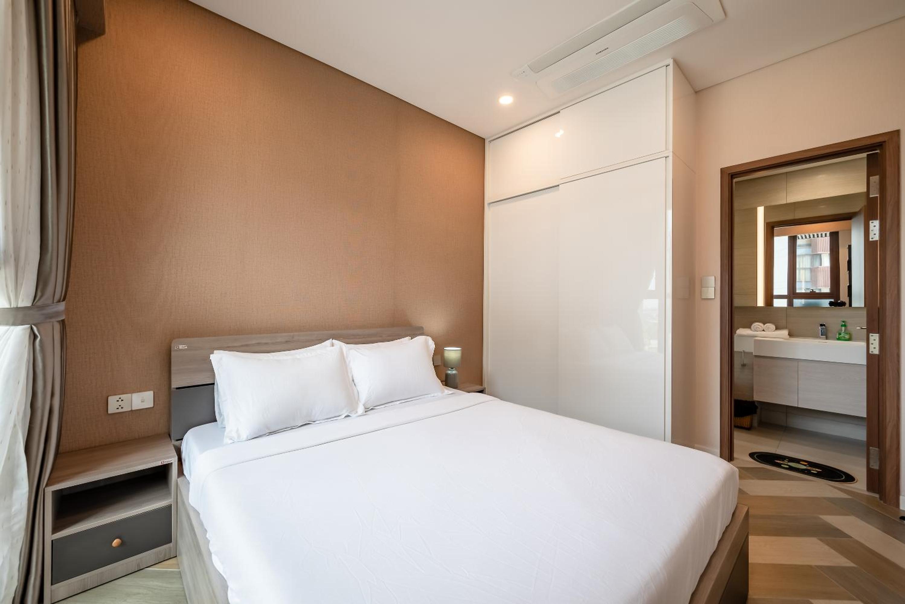 Metropole Saigon Suites