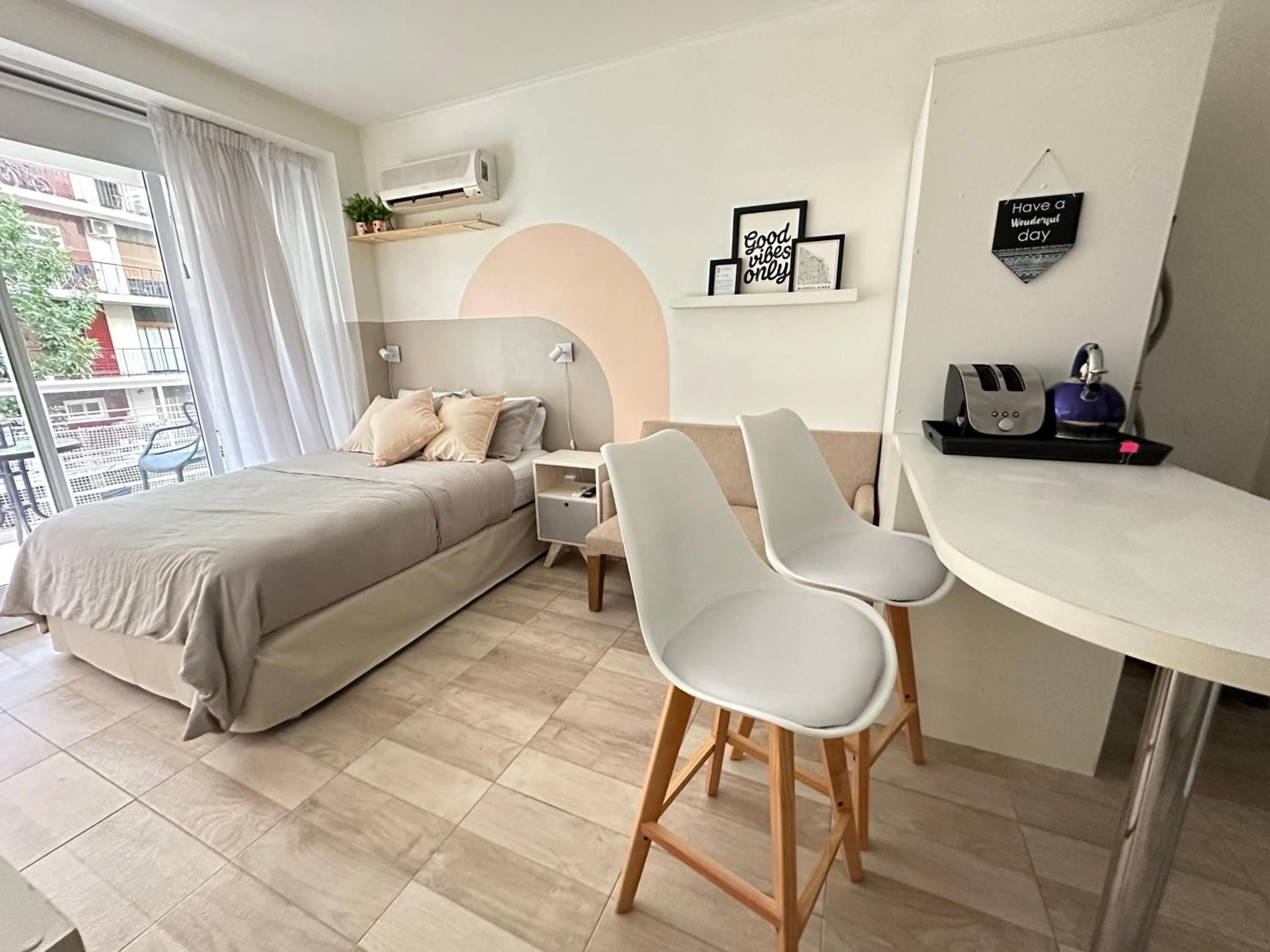 Chic studio&balcony Las cañitas