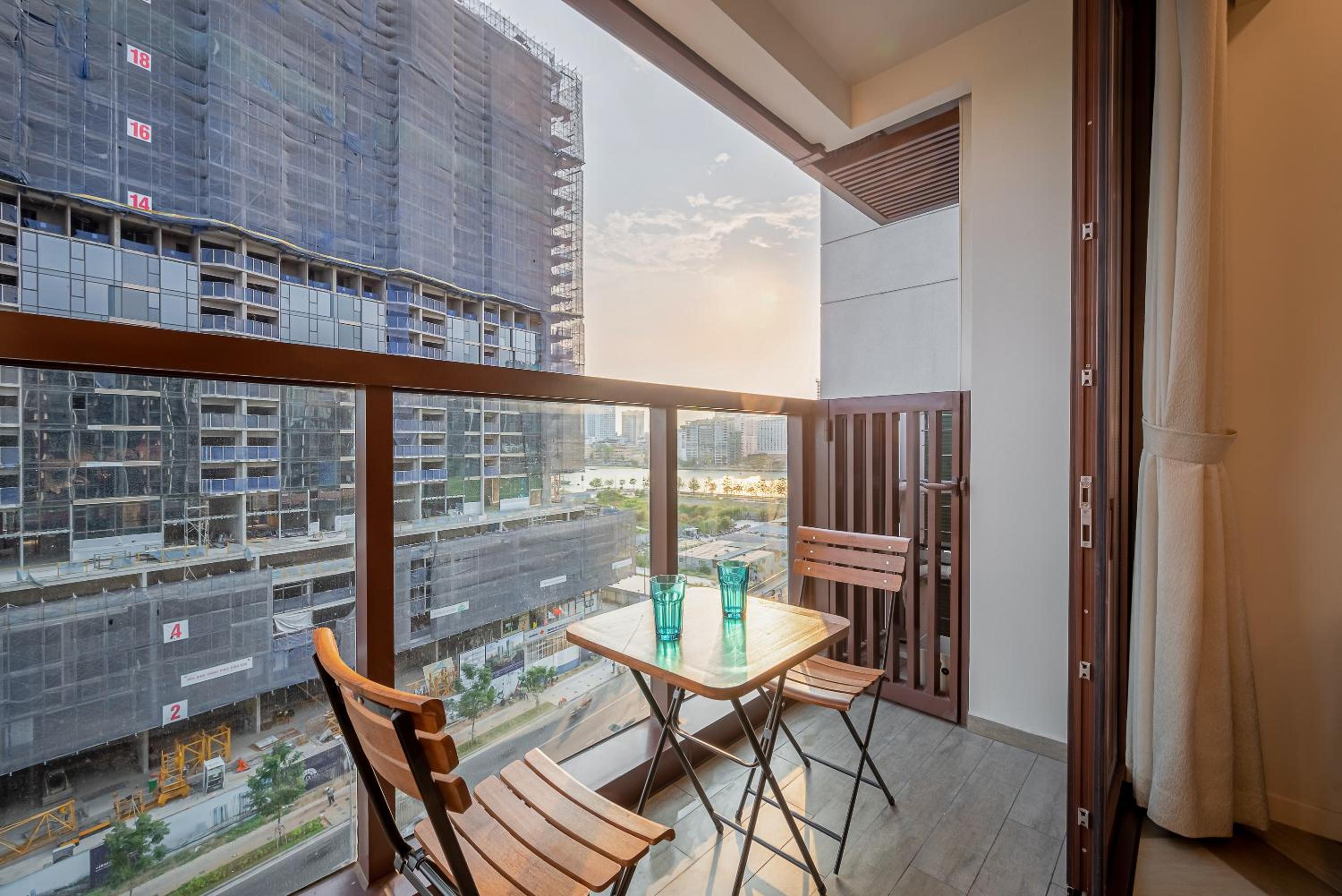 Metropole Saigon Suites