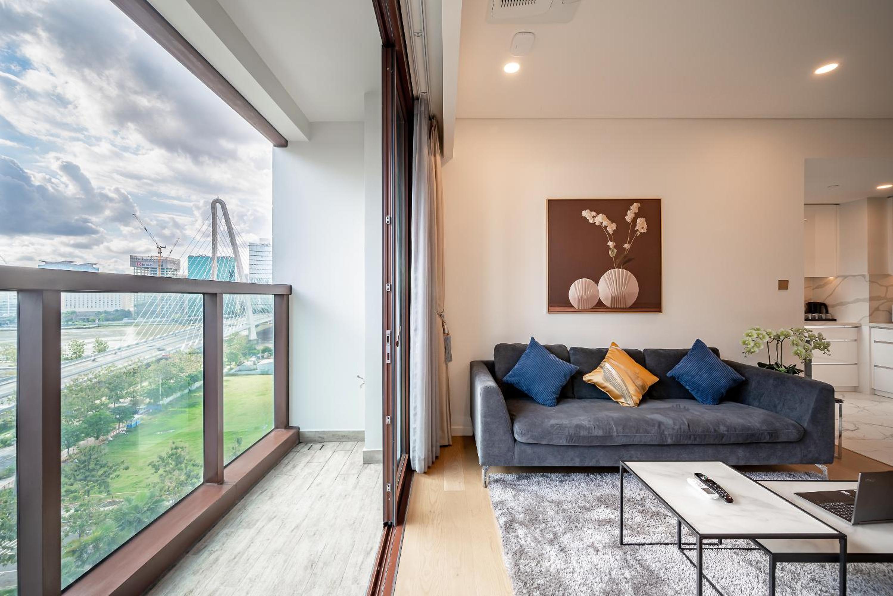 Metropole Saigon Suites