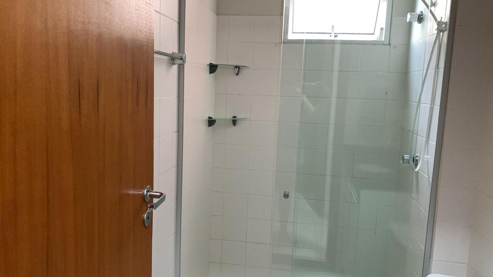 Apartamento inteiro no Alto Umuarama, próximo ao Aeroporto, Medicina e Granja Marileusa.
