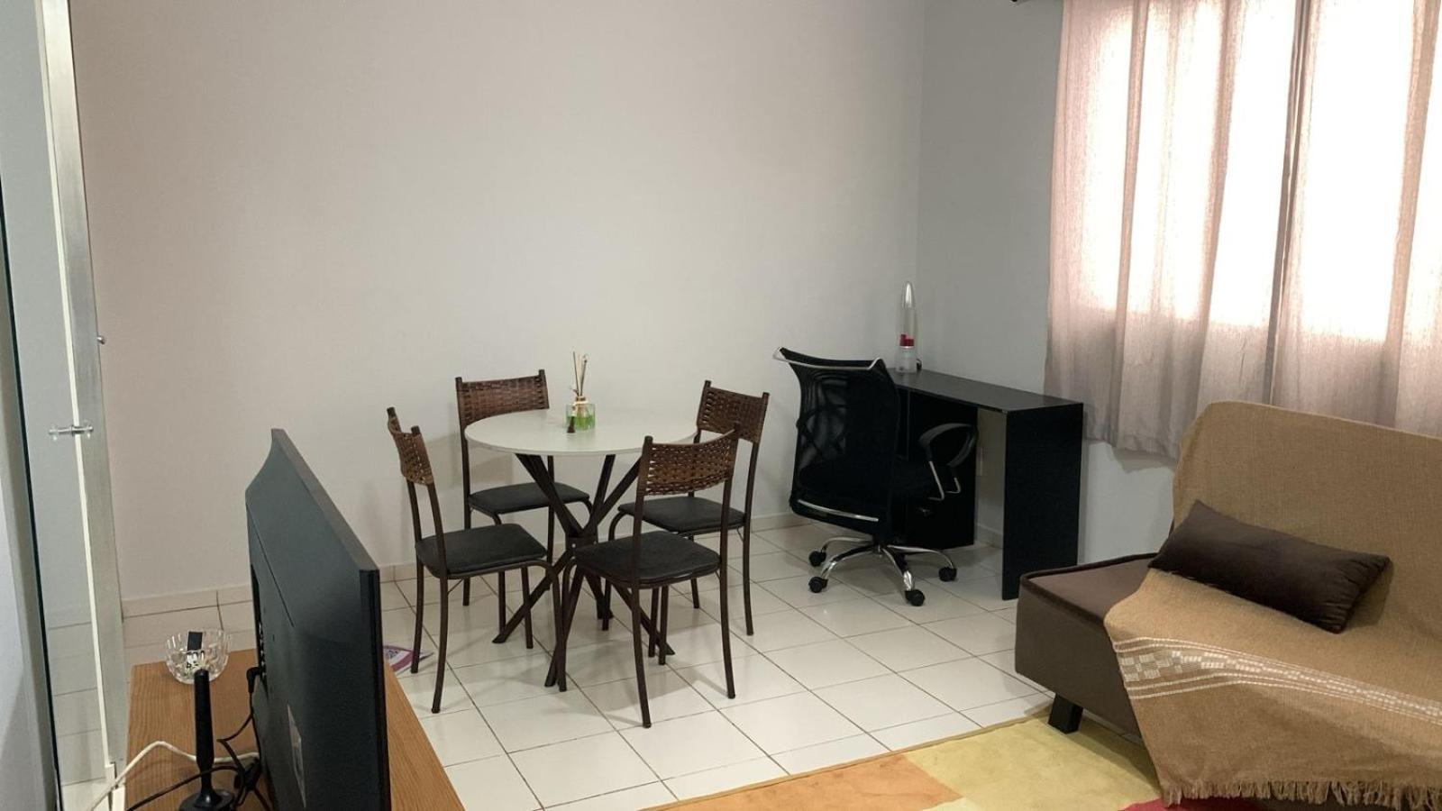 Apartamento inteiro no Alto Umuarama, próximo ao Aeroporto, Medicina e Granja Marileusa.