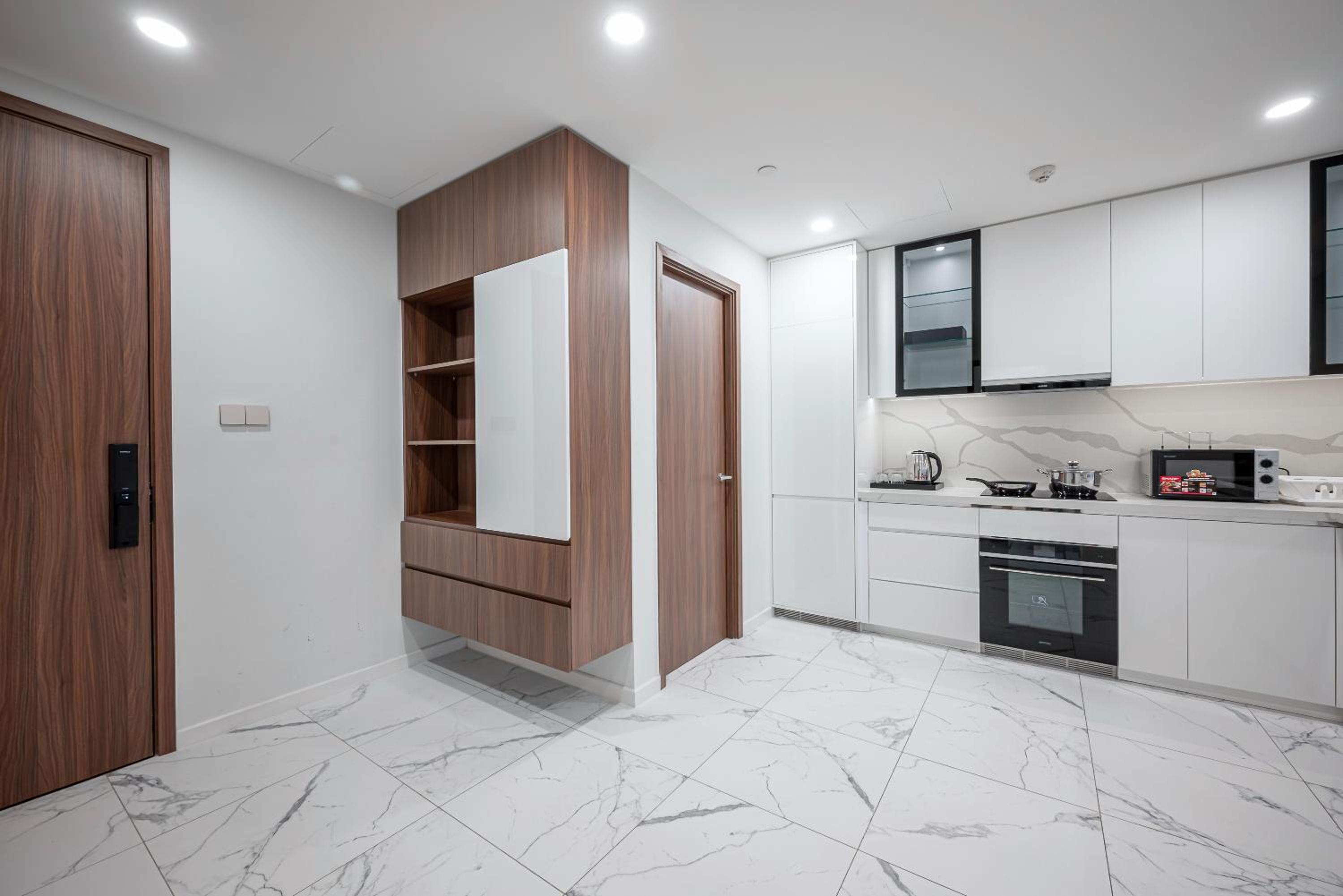 Metropole Saigon Suites
