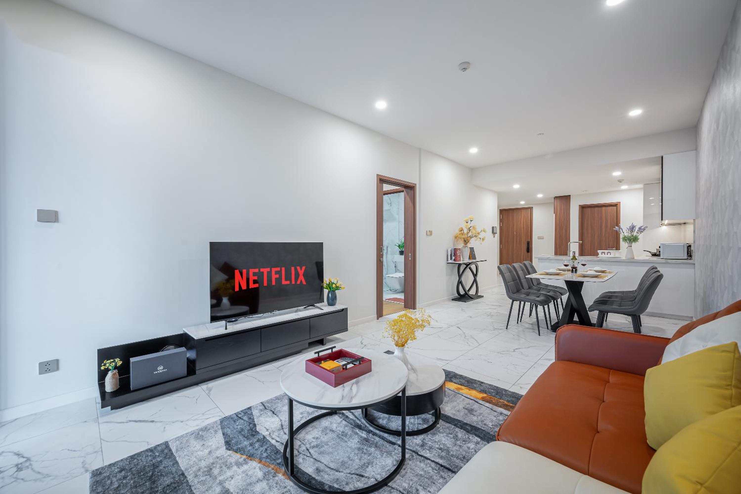 Metropole Saigon Suites