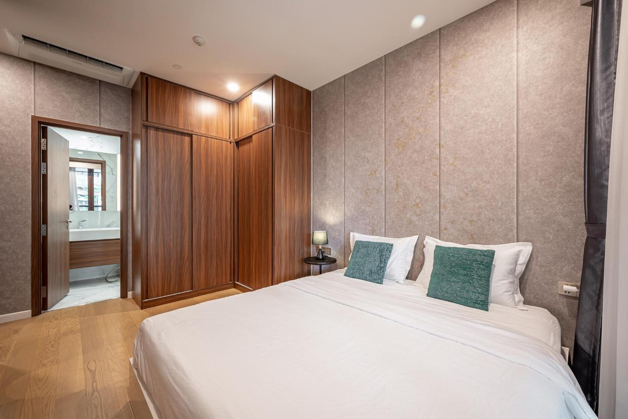 Metropole Saigon Suites