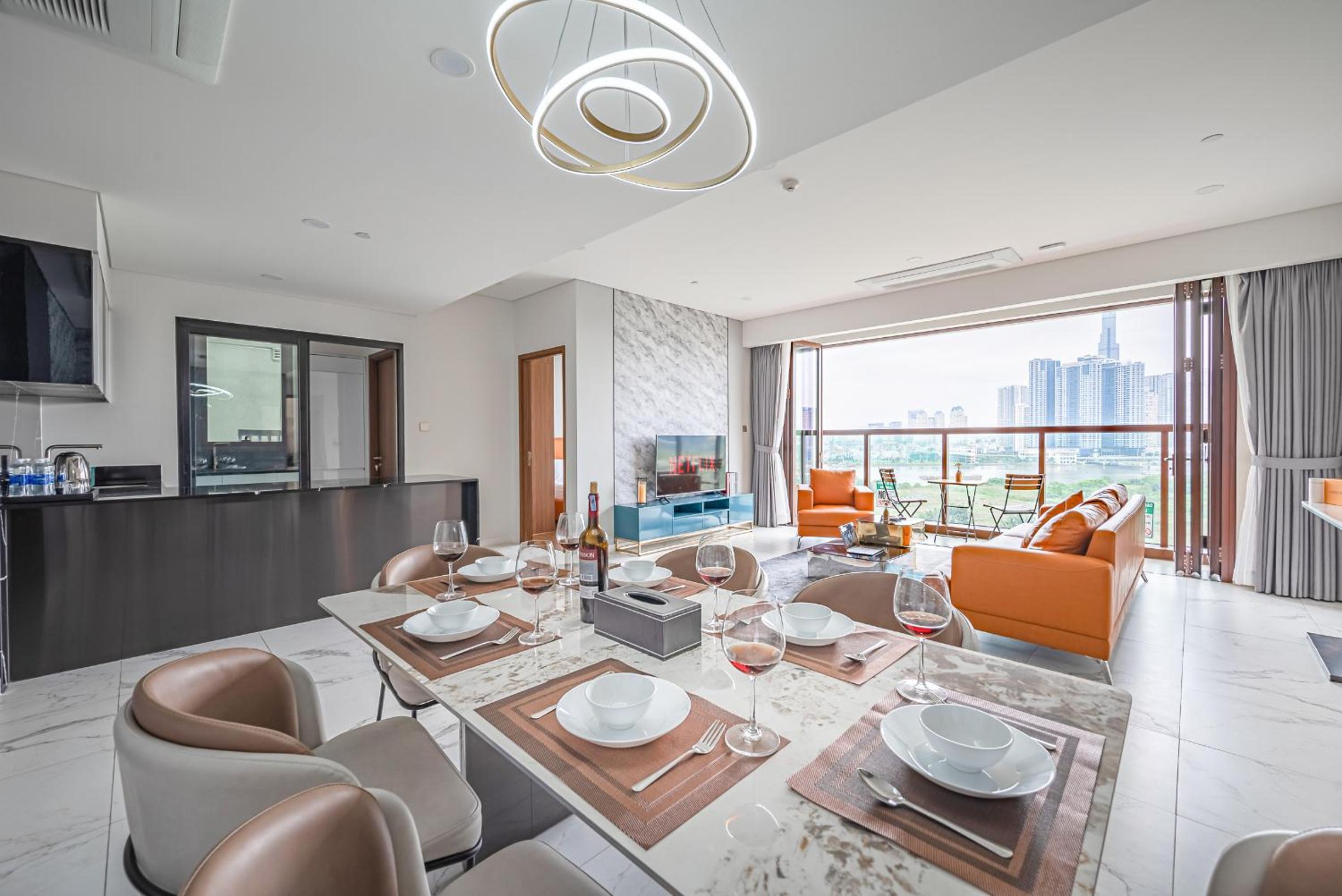 Metropole Saigon Suites