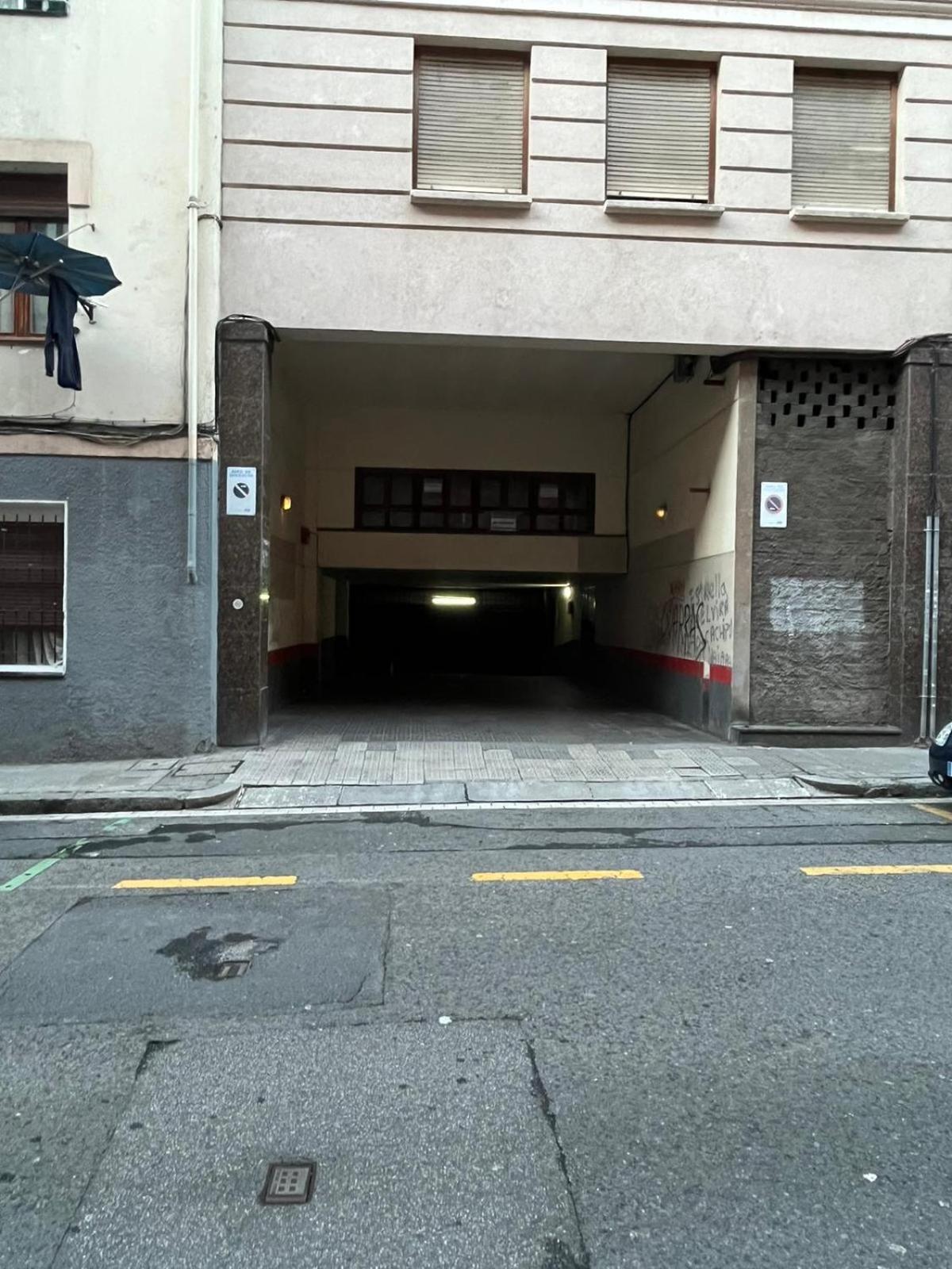 Bilbao Park III with parking by Aston Rentals