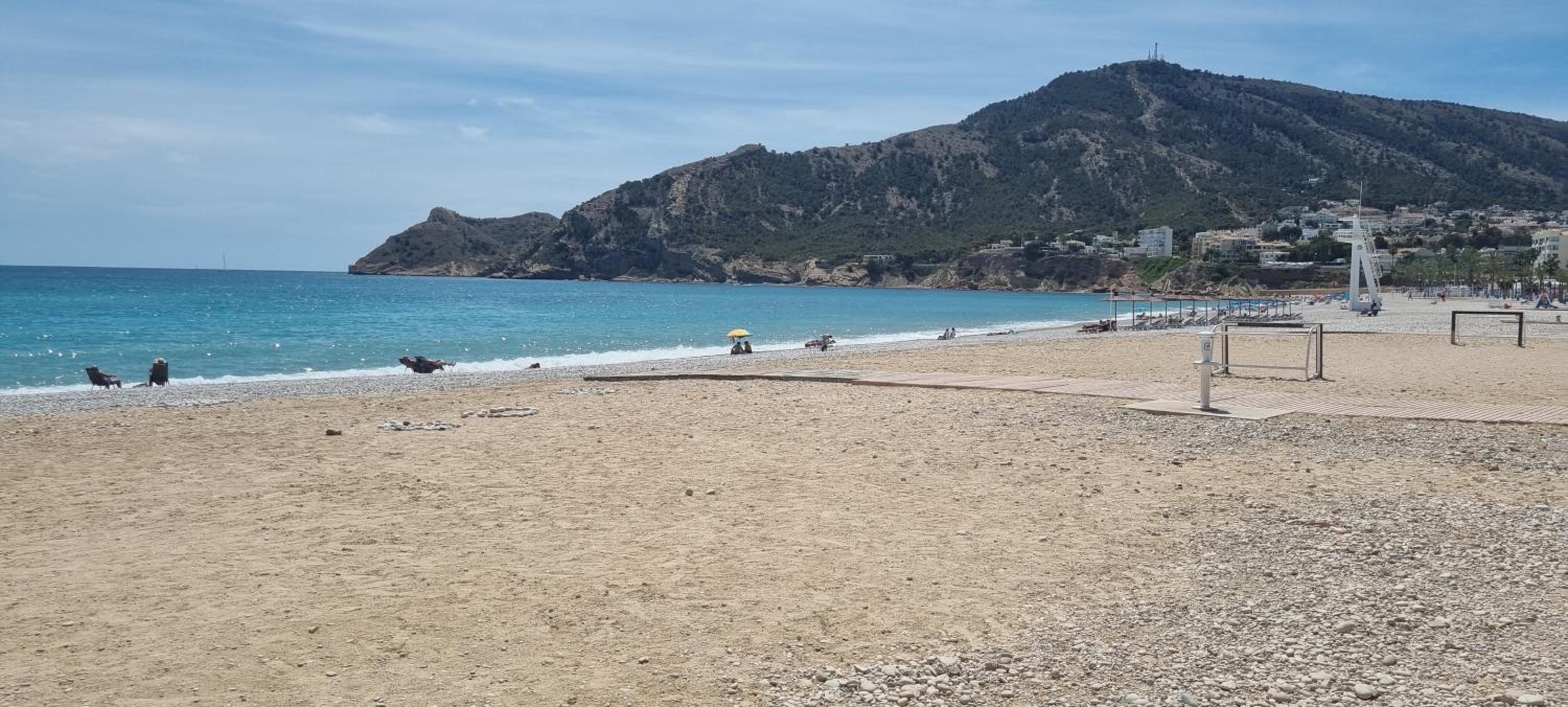 House - Sleeps 6 with Stunning Views