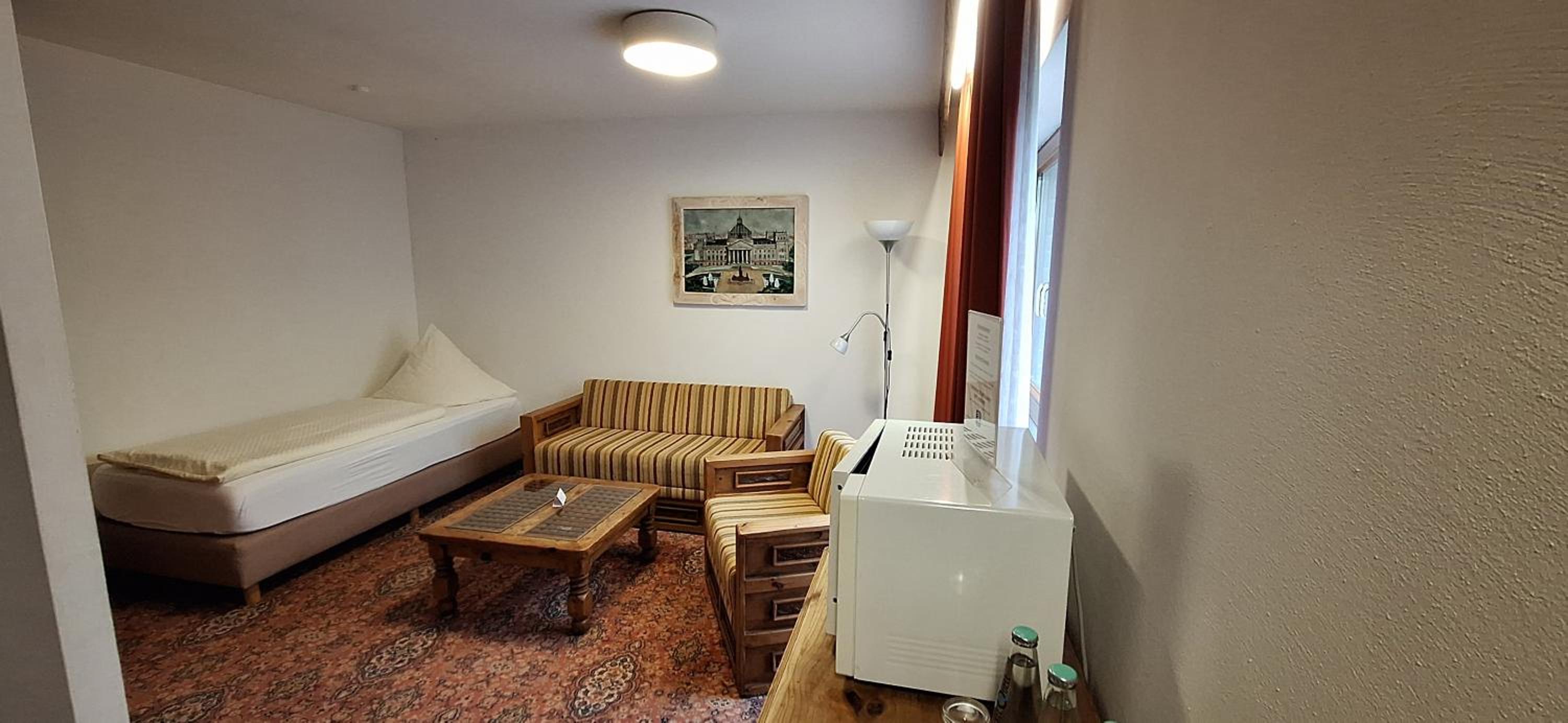 Berlin Vacations - Solitaire Hotel - Property Image 11