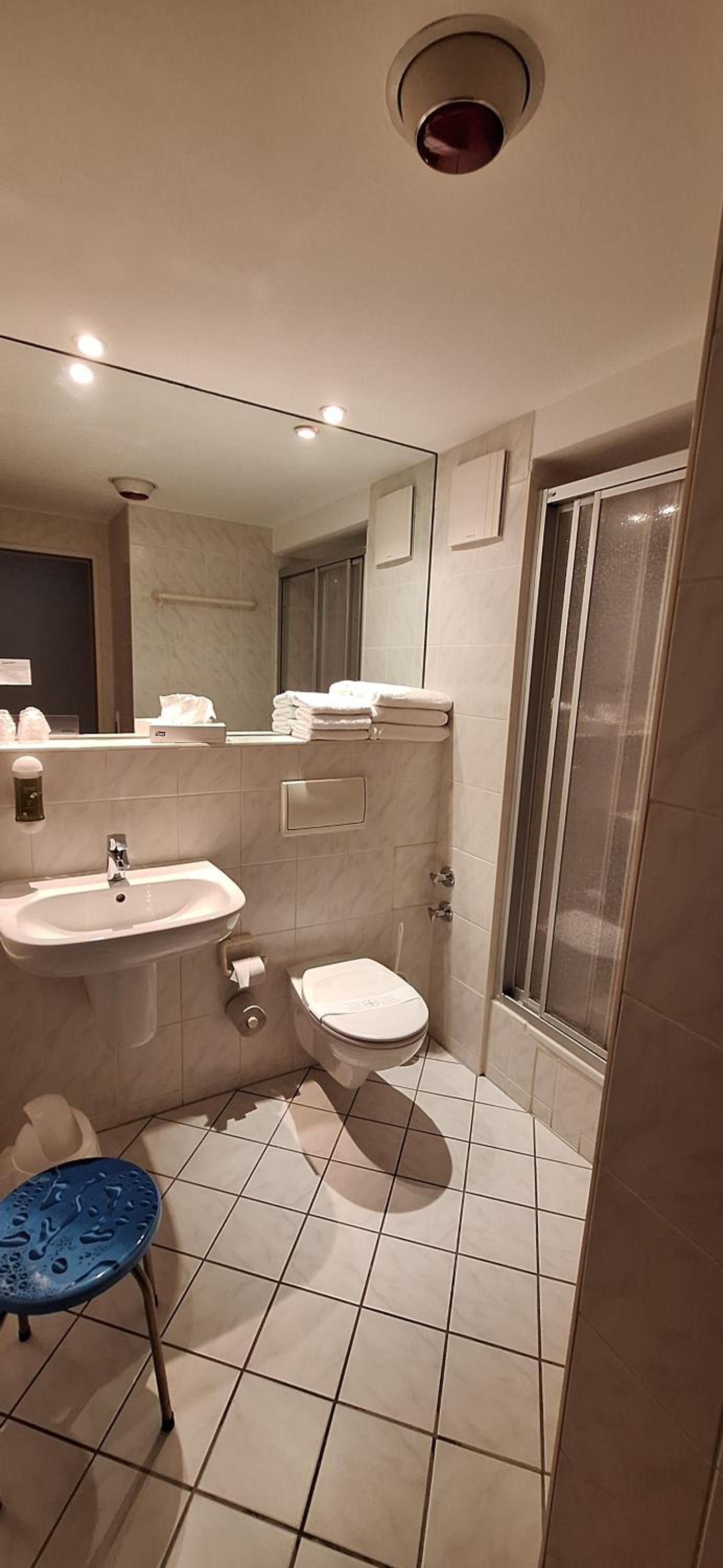 Berlin Vacations - Solitaire Hotel - Property Image 10