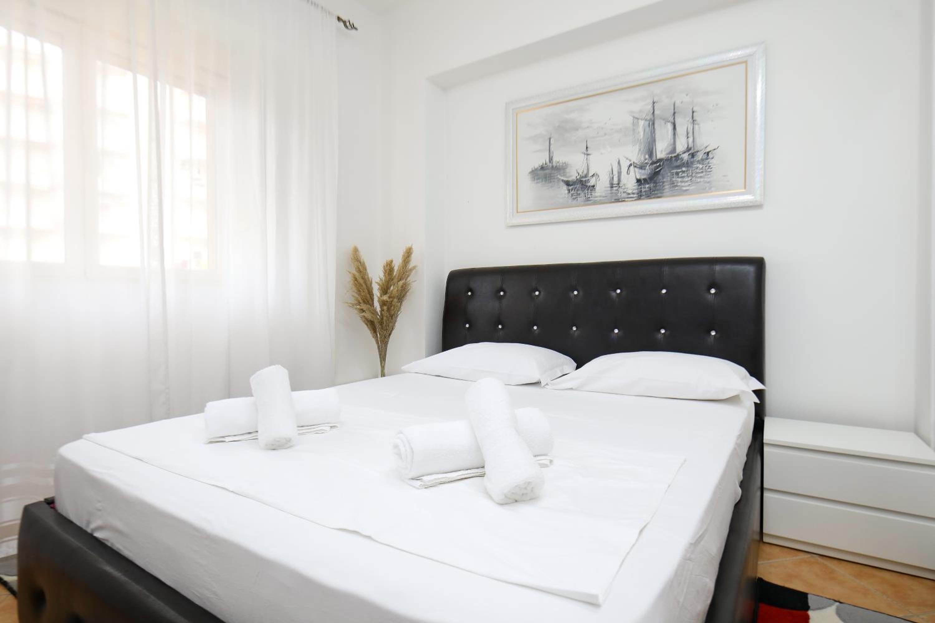 Noa Apartments