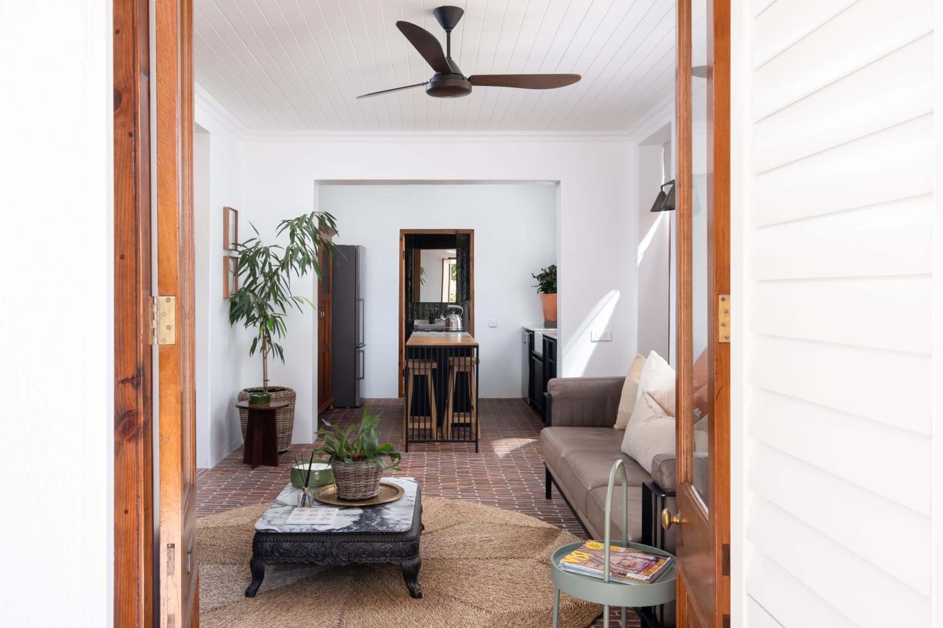Tamboerskloof Luxury Apartment.
