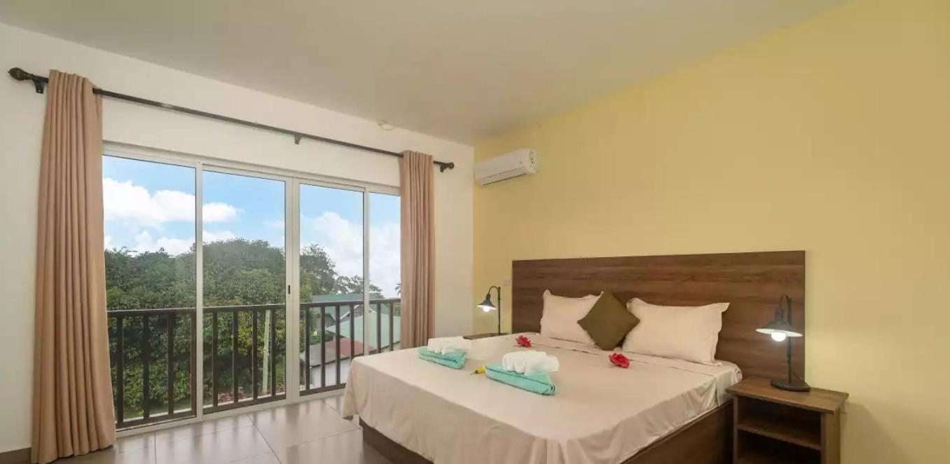 Maison Dora view 2