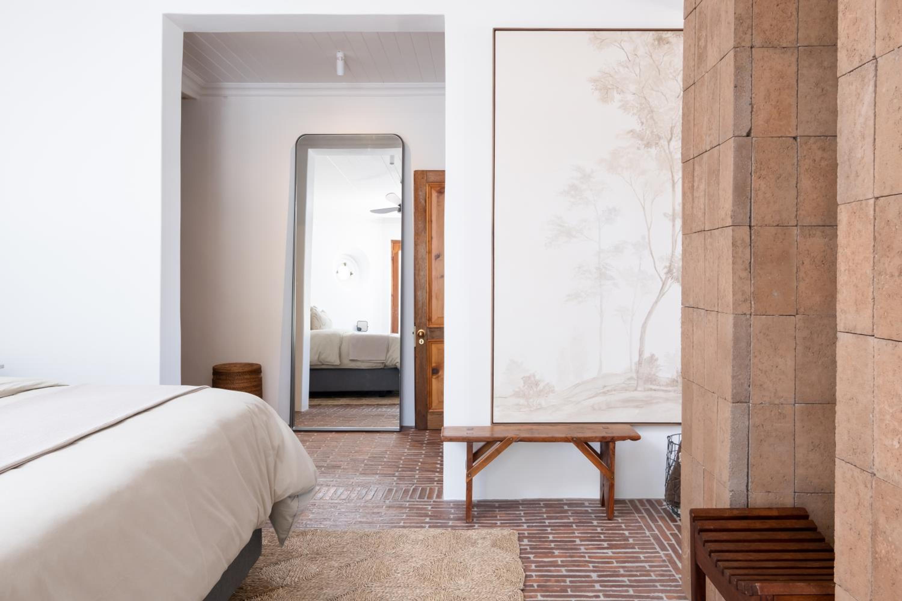 Tamboerskloof Luxury Apartment.