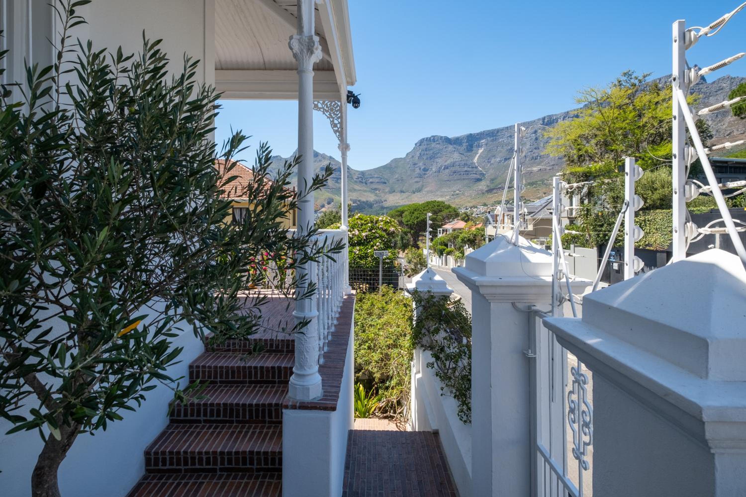 Tamboerskloof Luxury Apartment.