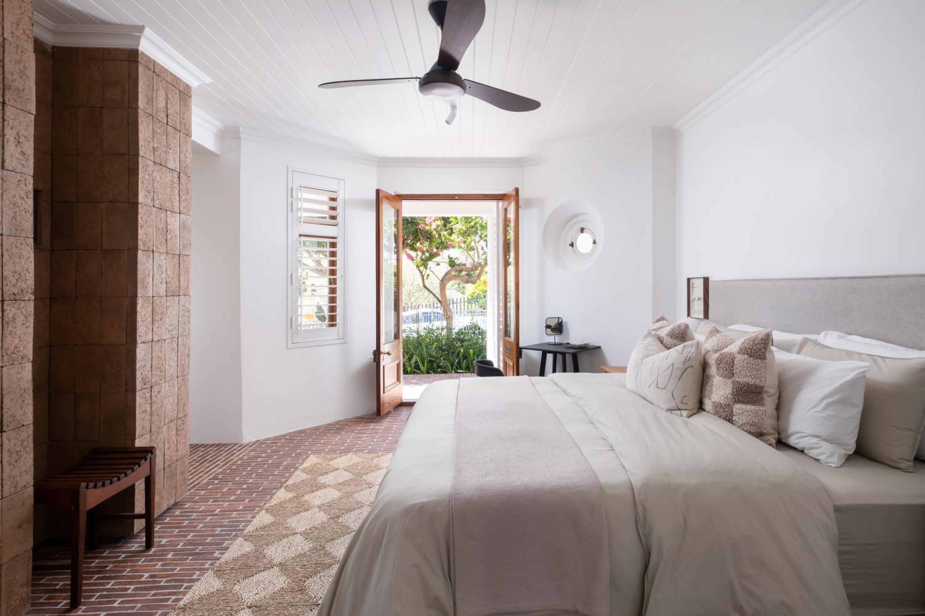 Tamboerskloof Luxury Apartment.