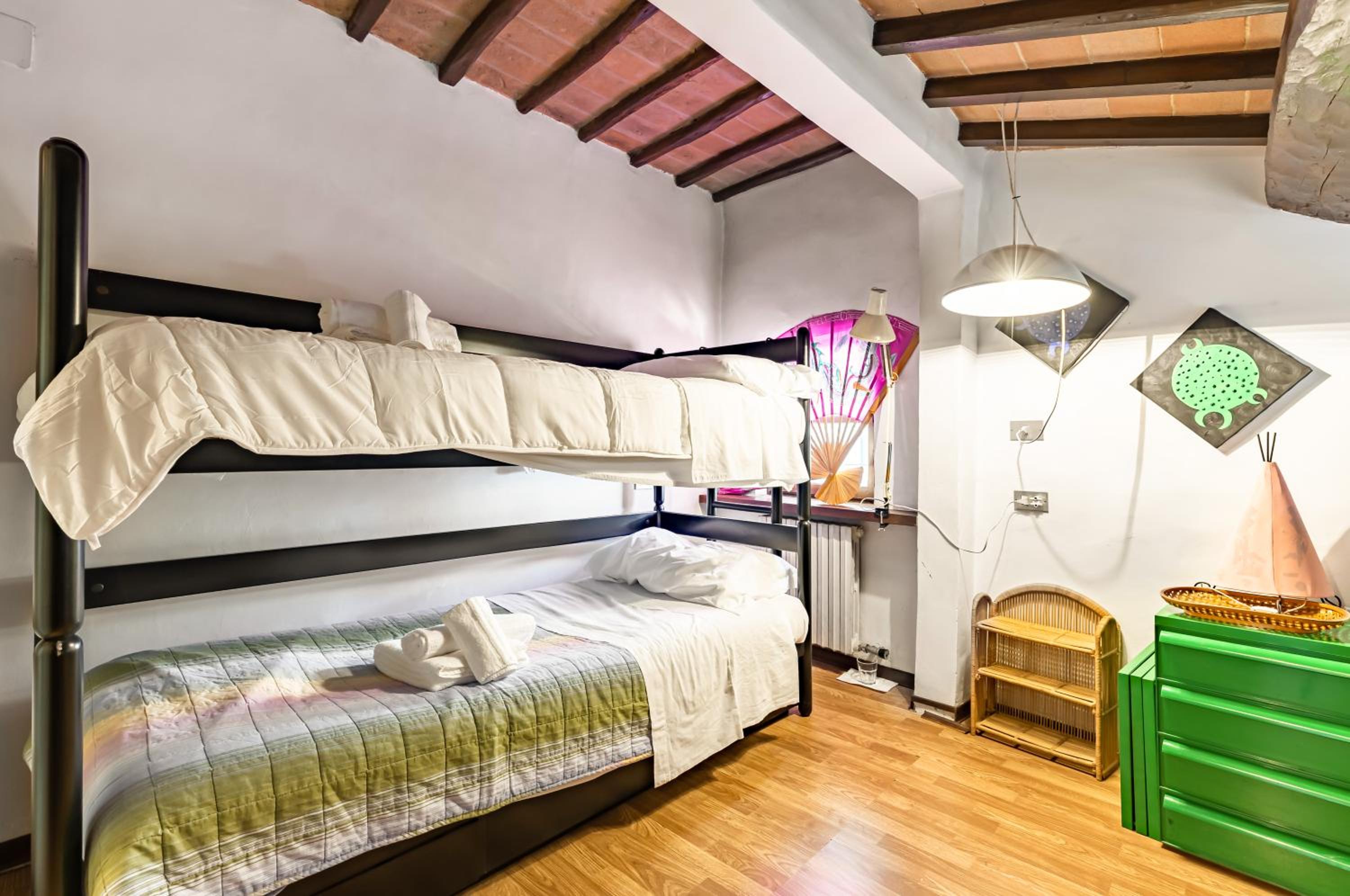GuestHost - Historic Perugia Apartment with Rooftop Views photo 3