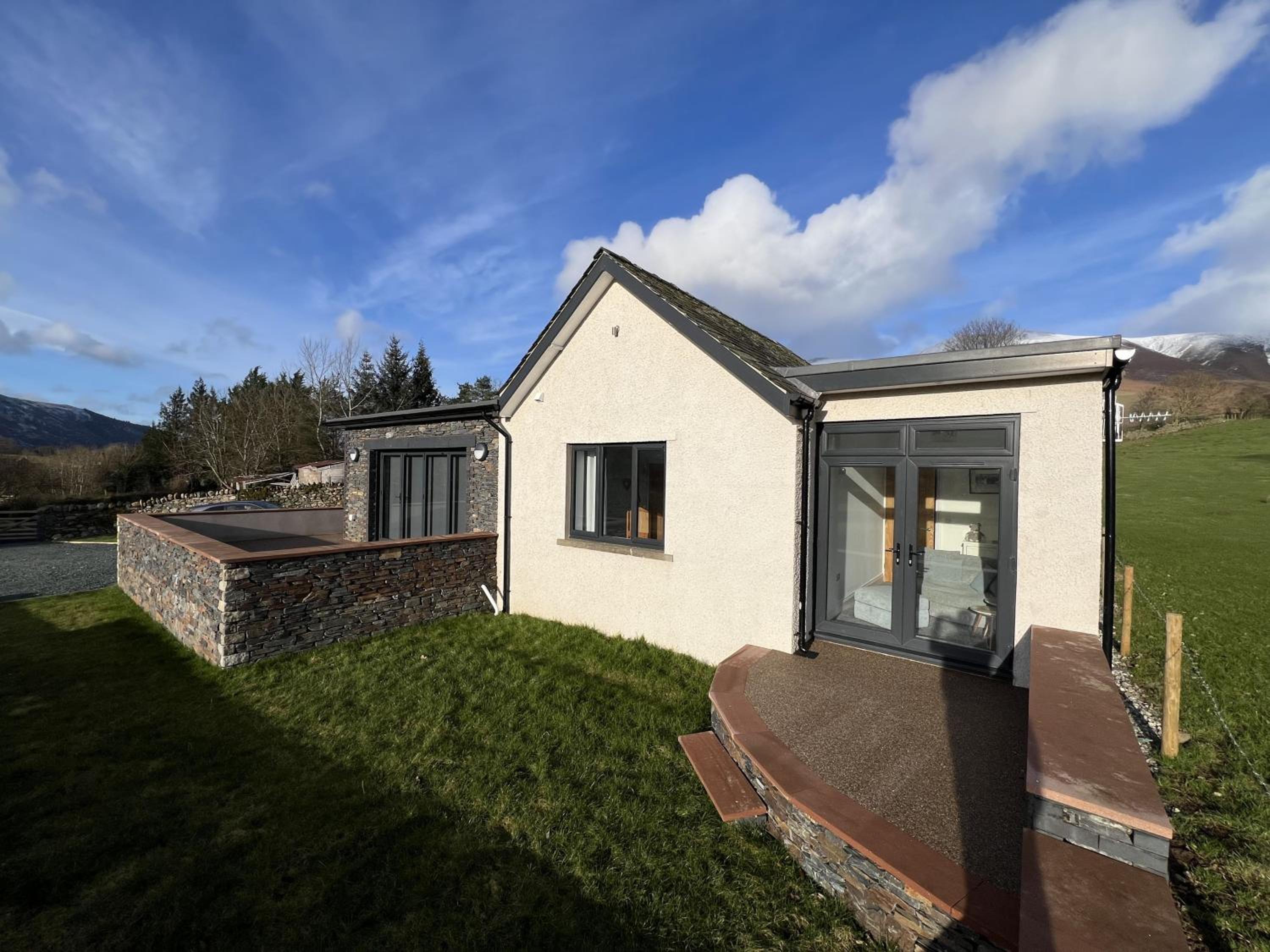 Langrigg Cottage HOT TUB HIRE AVAILABLE