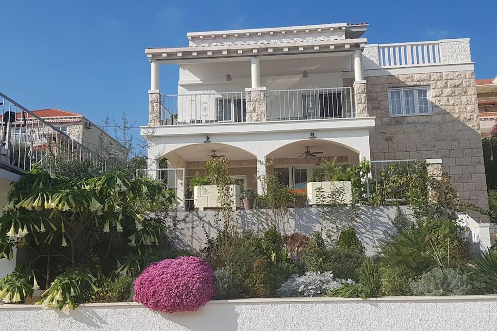 LOFT direkt am Meer mit grosser Terrasse view 3