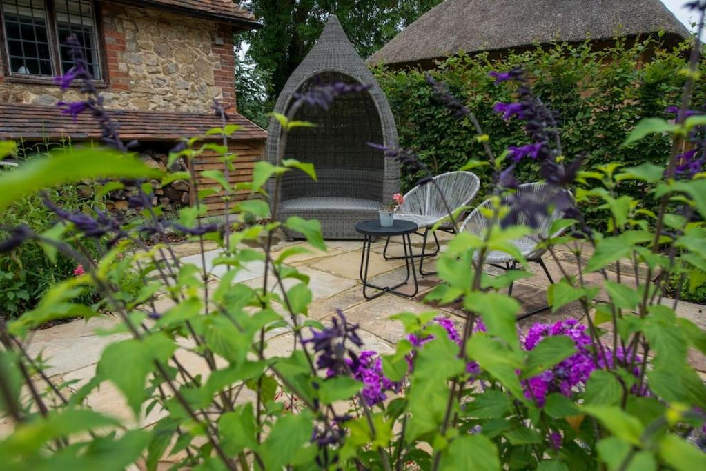 Cloth Hall Barn & Cottages view 3