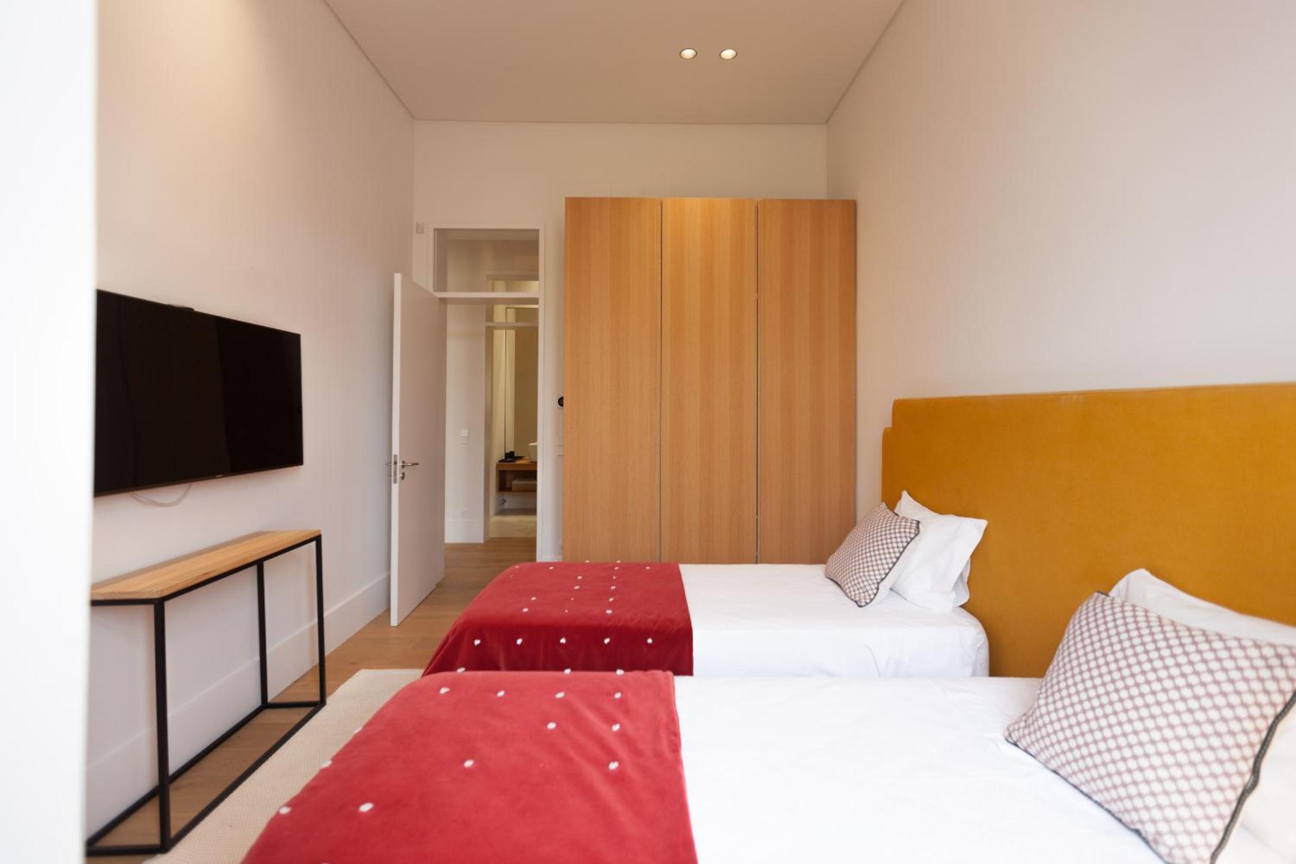 FLH Príncipe Real Luxury Spacious Apartment view 2