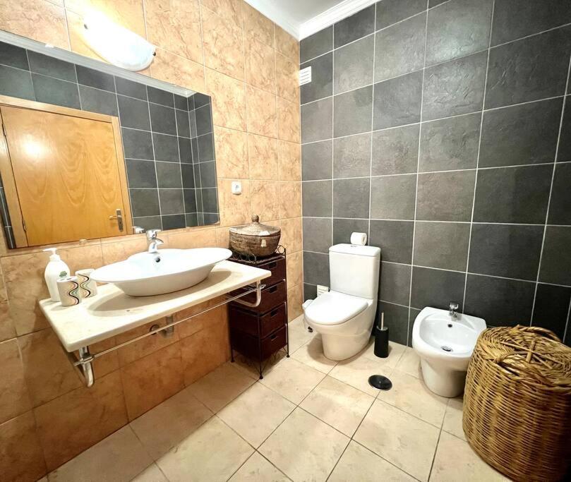 Fantastic 3 bedroom Villa - Peniche - Mer&Surf view 3