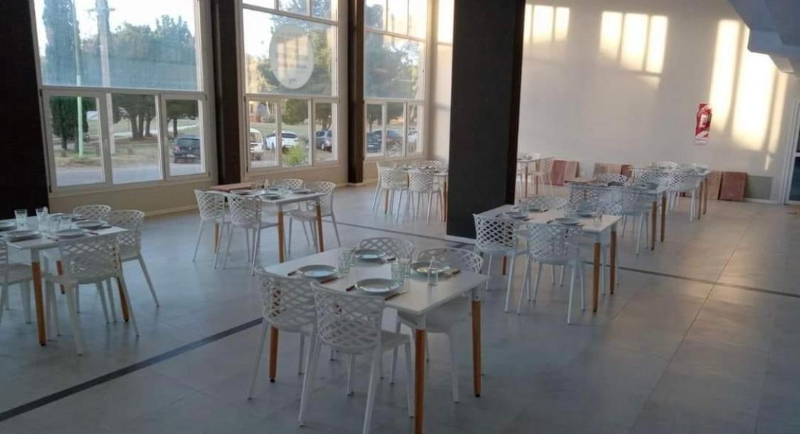 Monoambiente con balcón para dos personas en Pinamar amenitie