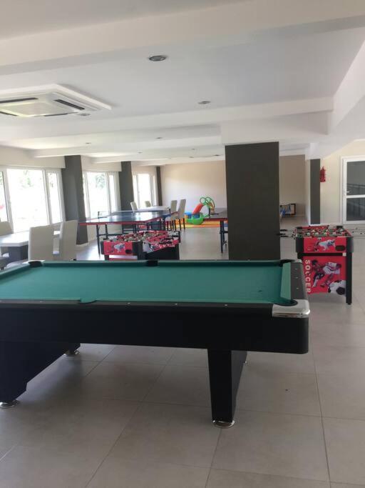 Monoambiente con balcón para dos personas en Pinamar amenitie