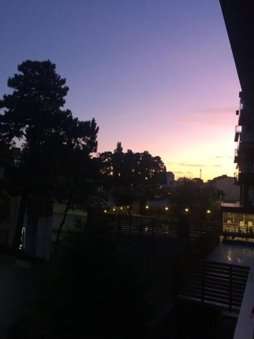 Monoambiente con balcón para dos personas en Pinamar amenitie