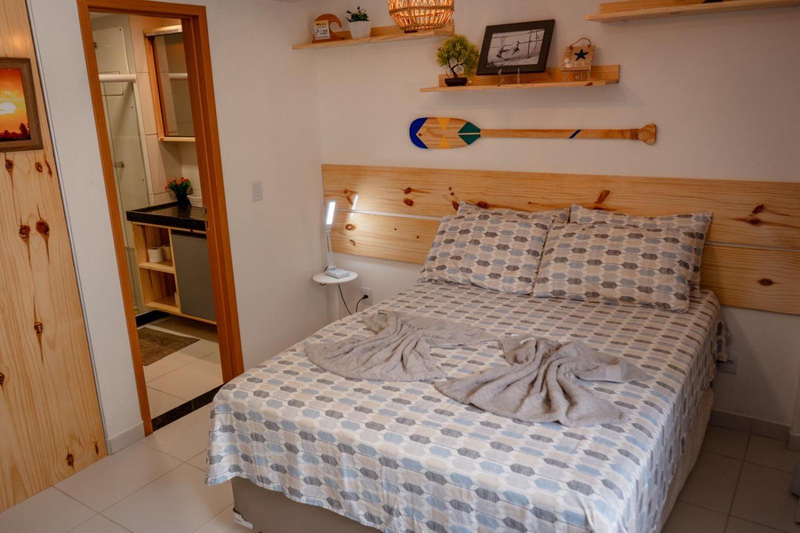 Resort em Porto de Galinhas- Flat Térreo Frente Piscinas- Muro Alto-B18