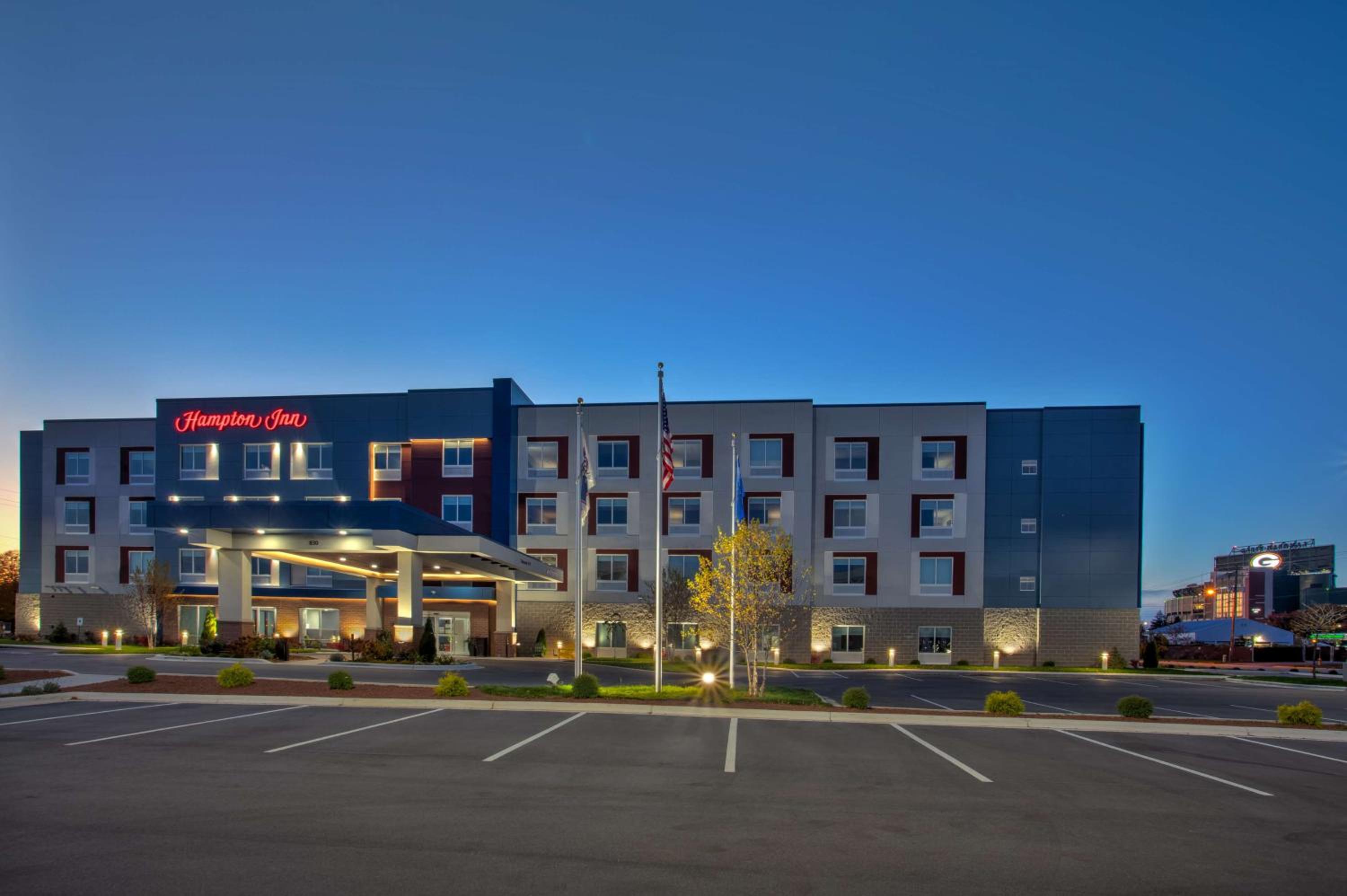 Hampton Inn Green Bay Stadium, Wi view 2