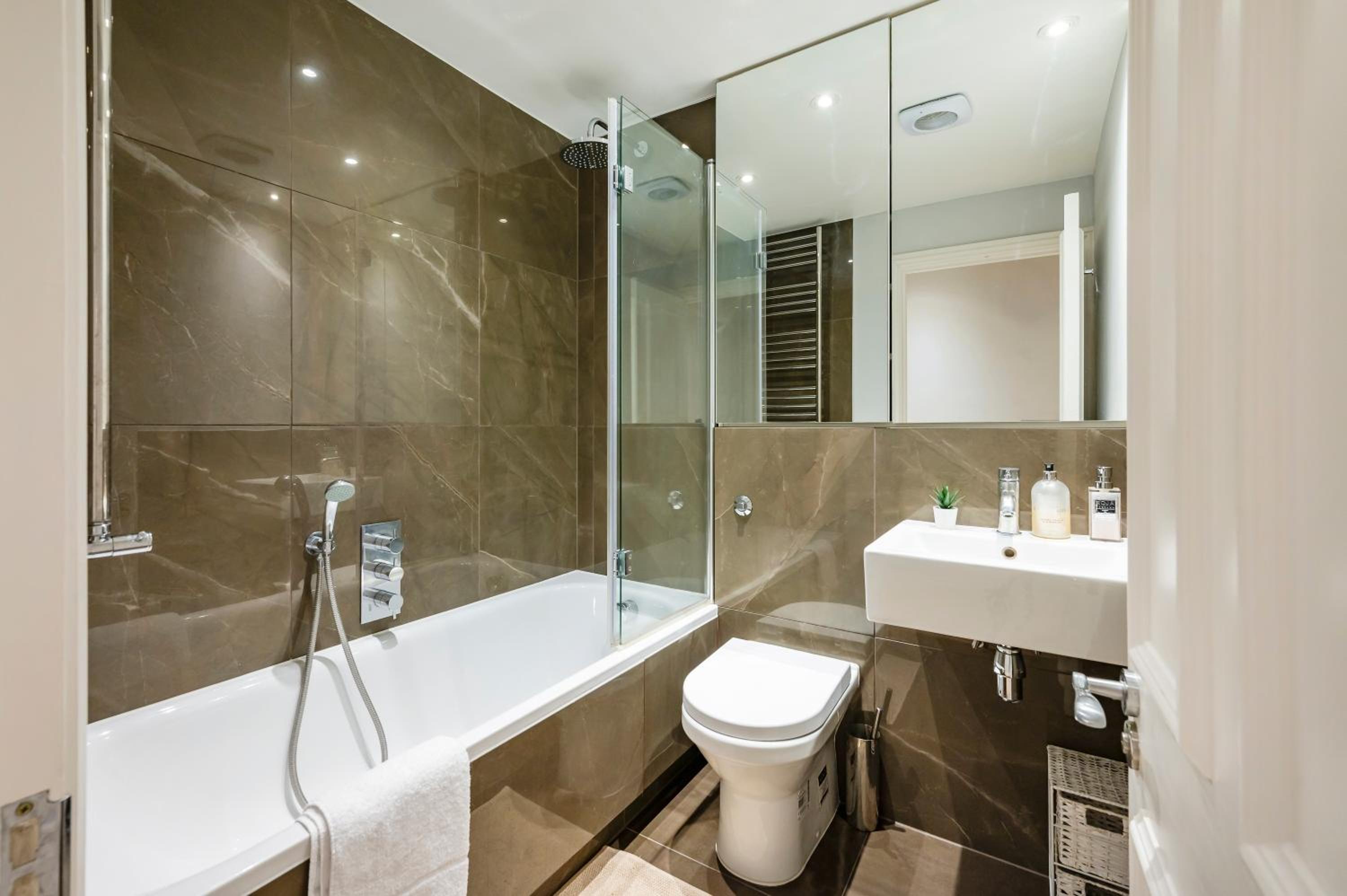 Chelsea Two Bedroom Apartment