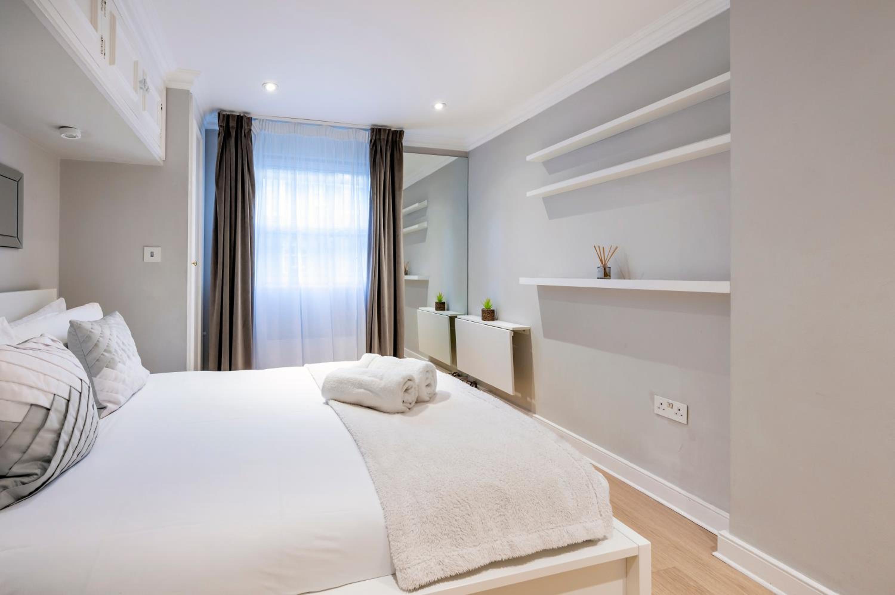 Chelsea Two Bedroom Apartment