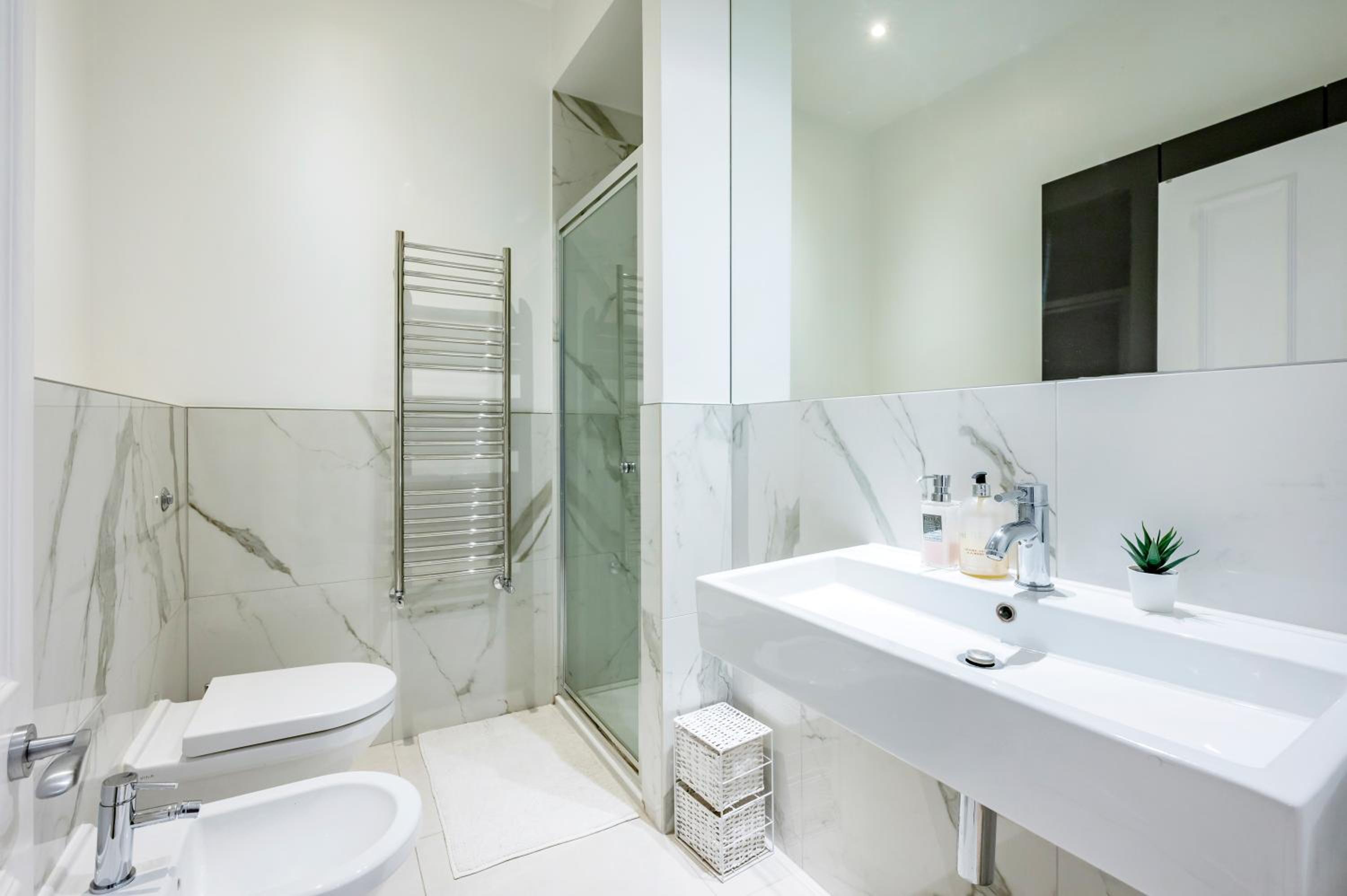 Chelsea Two Bedroom Apartment