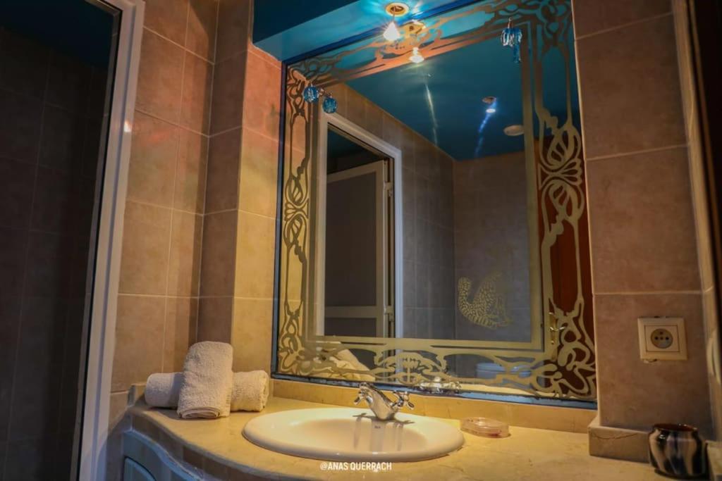 Appartement vue piscine à marina