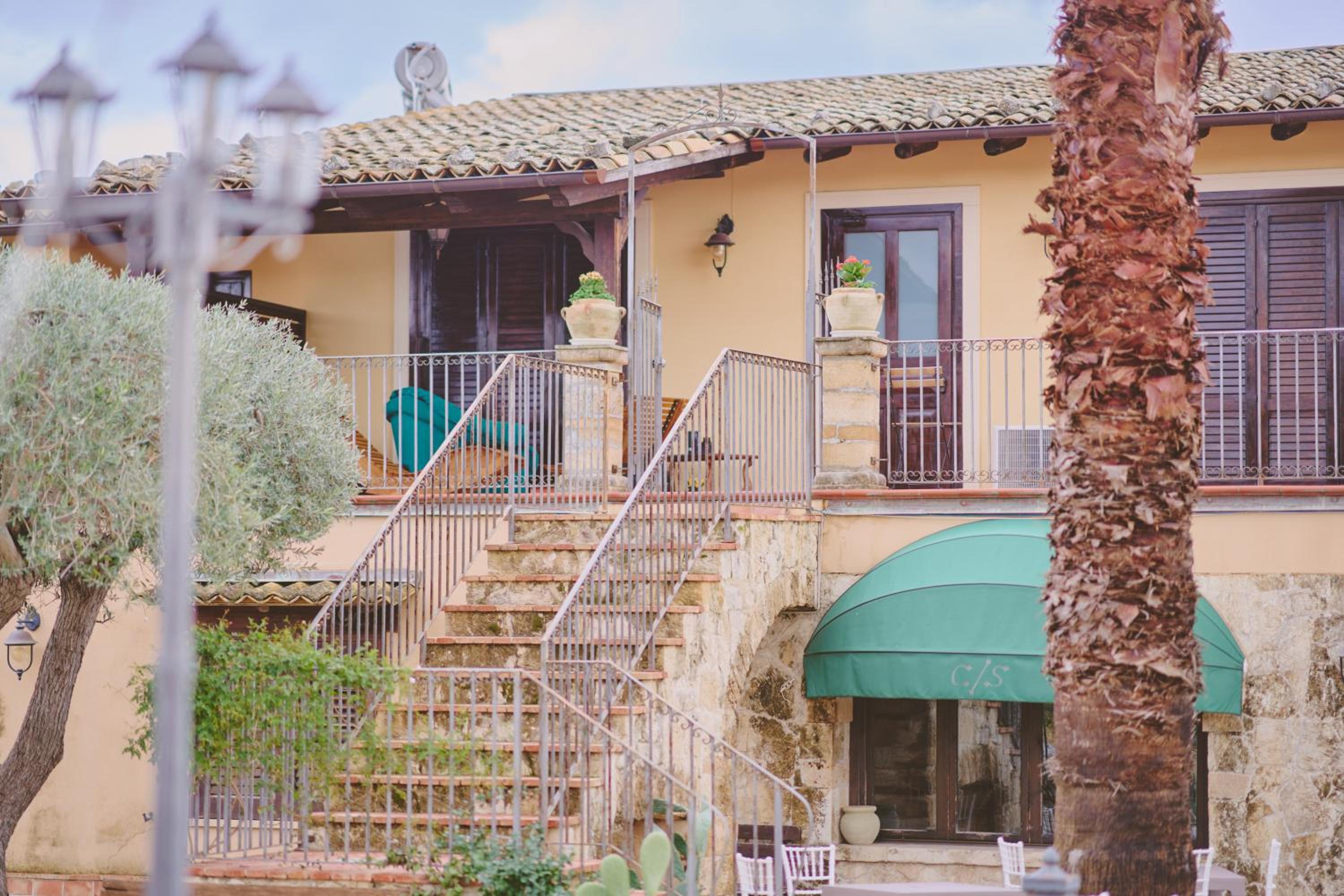 B&B Casale degli Ulivi view 2