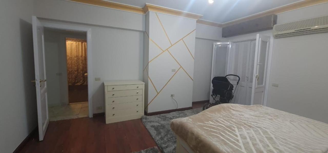 Luxury apartment 10 minutes from airport full services