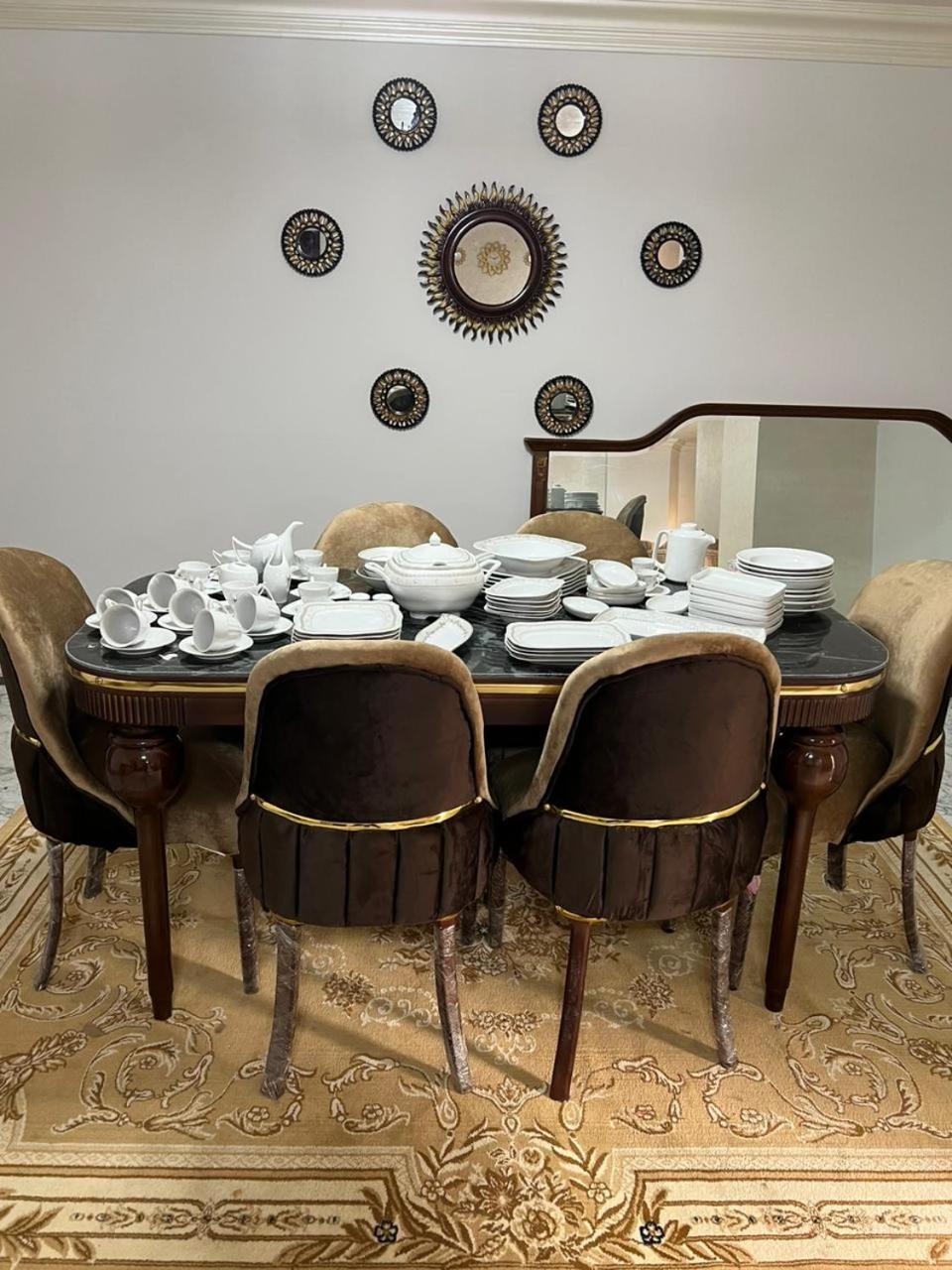Luxury apartment 10 minutes from airport full services