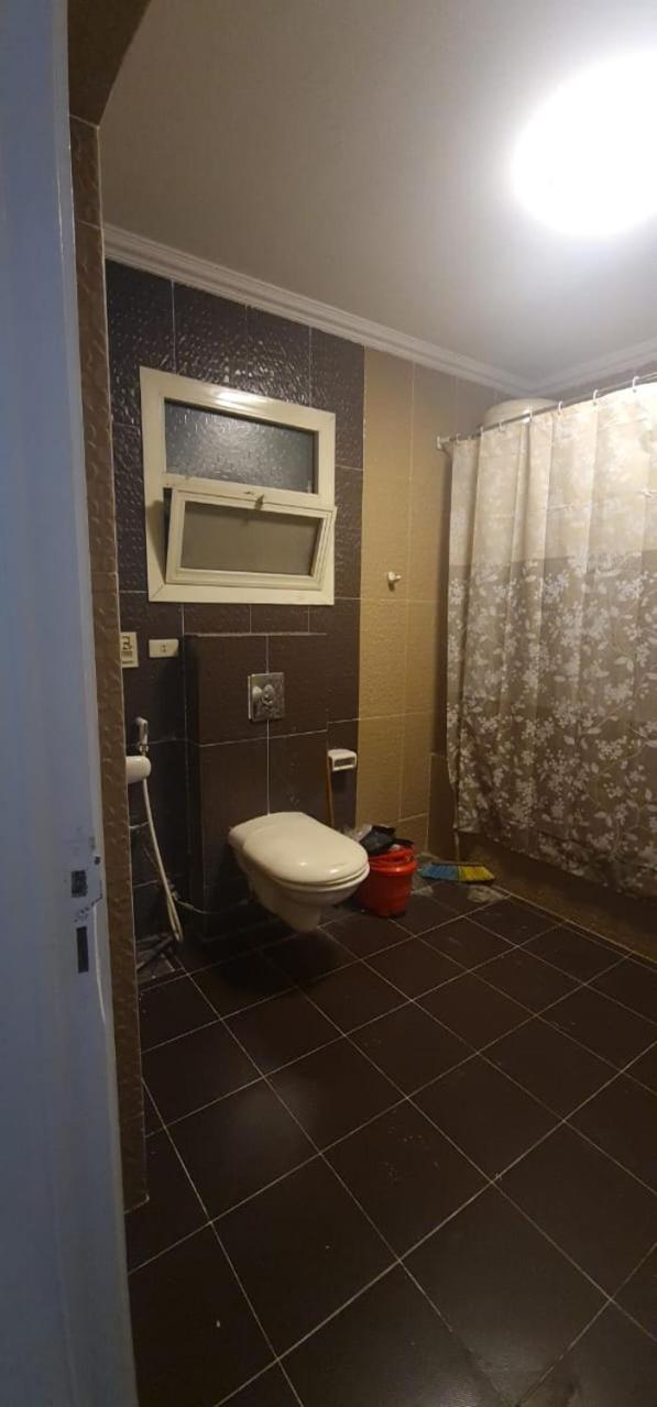 Luxury apartment 10 minutes from airport full services