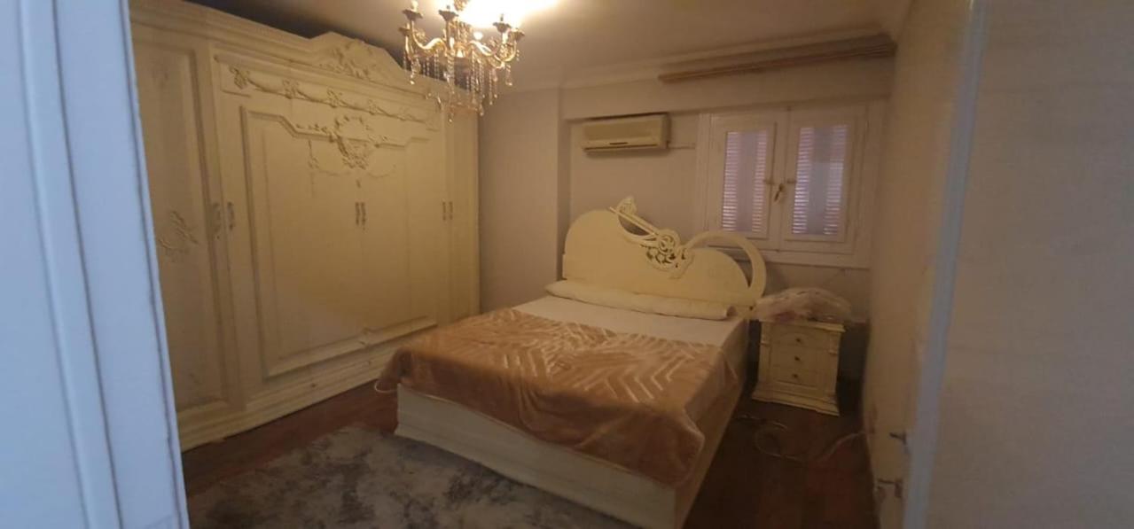 Luxury apartment 10 minutes from airport full services